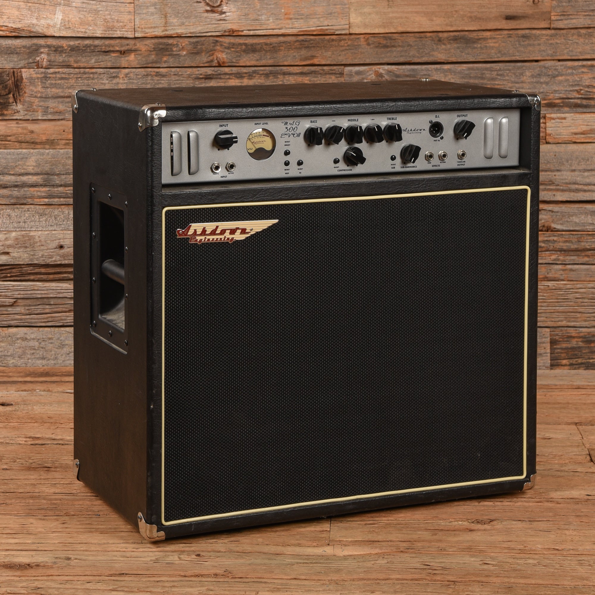 Ashdown MAG 300 Evo II 2x10 Bass Combo – Chicago Music Exchange