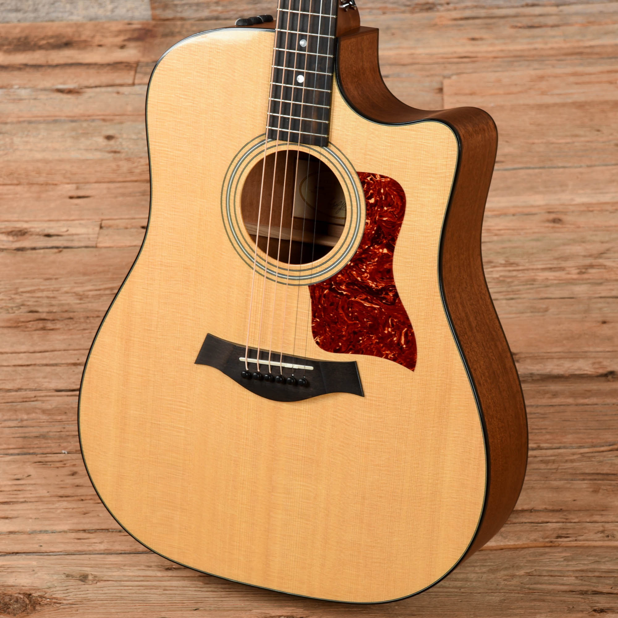 Taylor 310ce Natural 2004