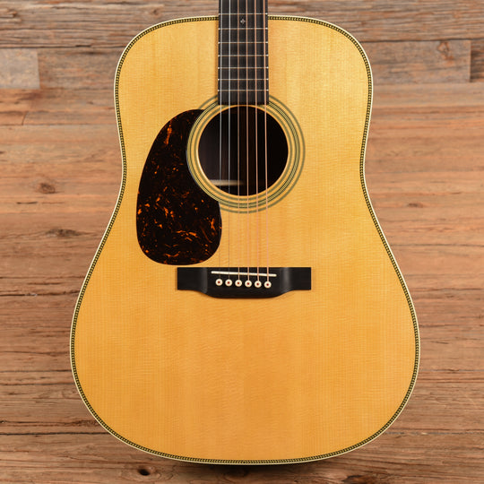 Martin Standard Series HD-28 Natural  LEFTY