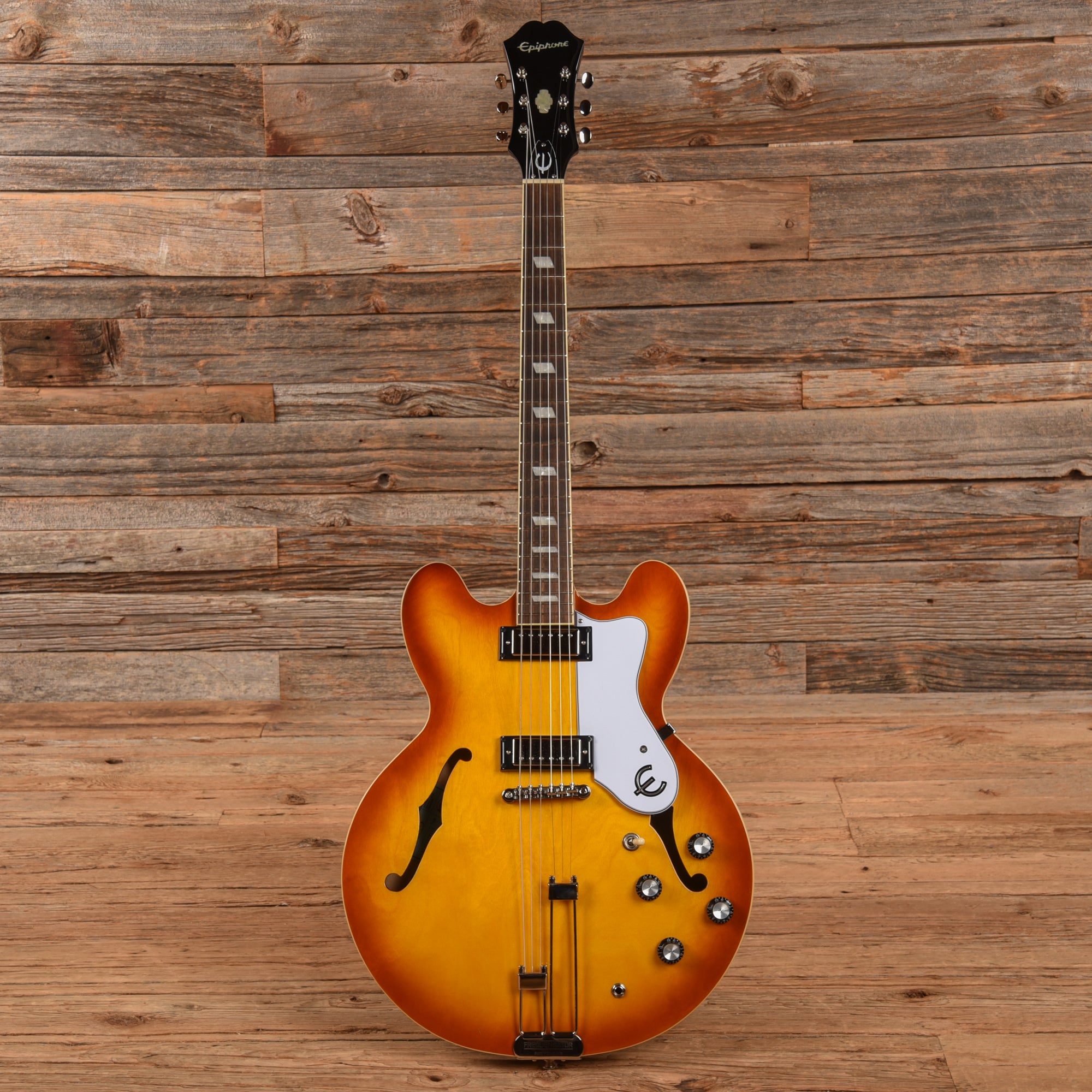 Epiphone Riviera Frequensator Royal Tan 2021