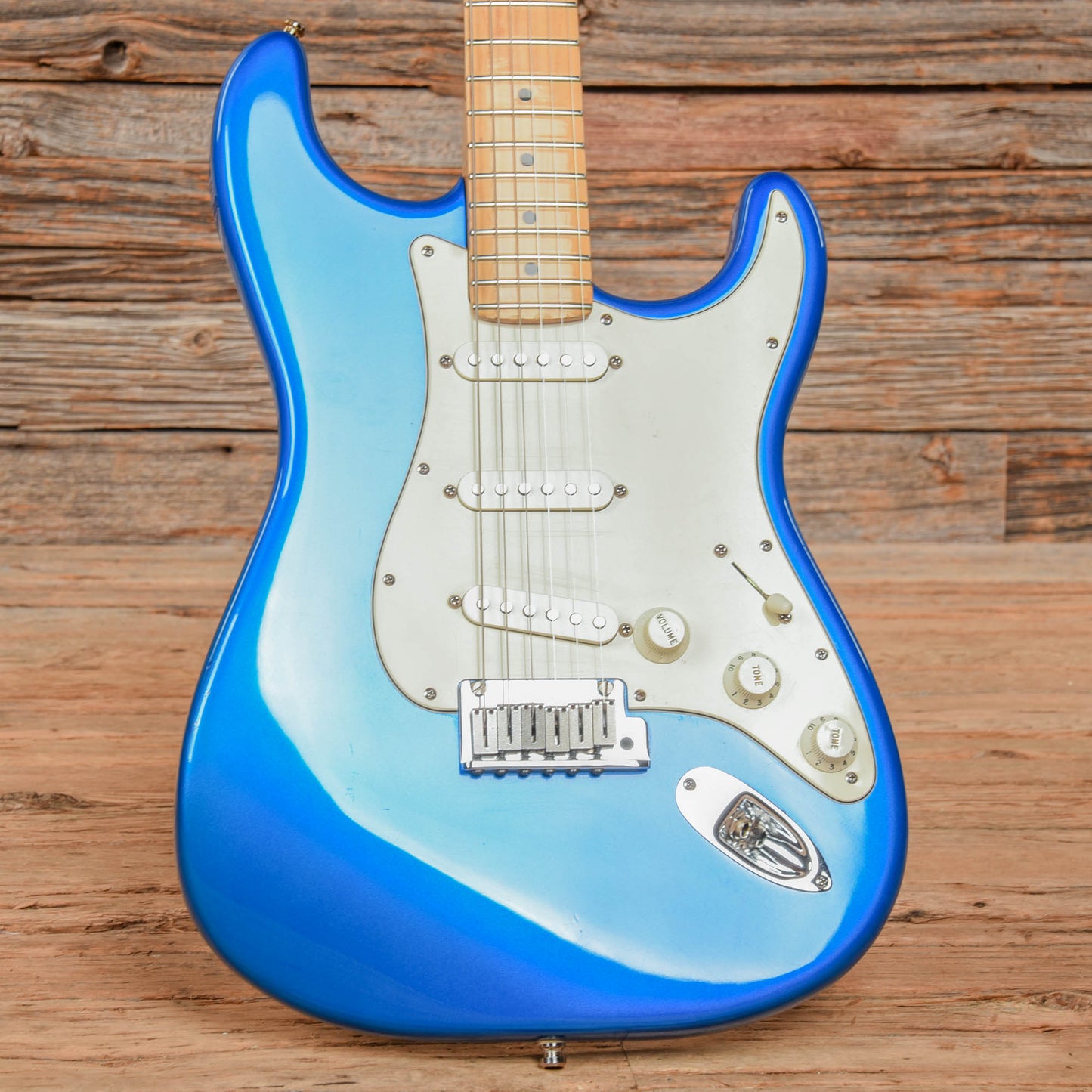 Fender American Series Stratocaster Chrome Blue 2002