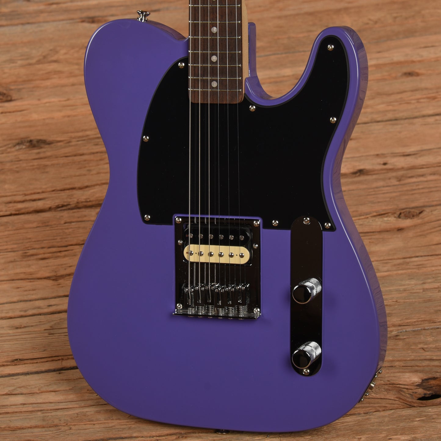 Squier Sonic Esquire H Ultraviolet 2023