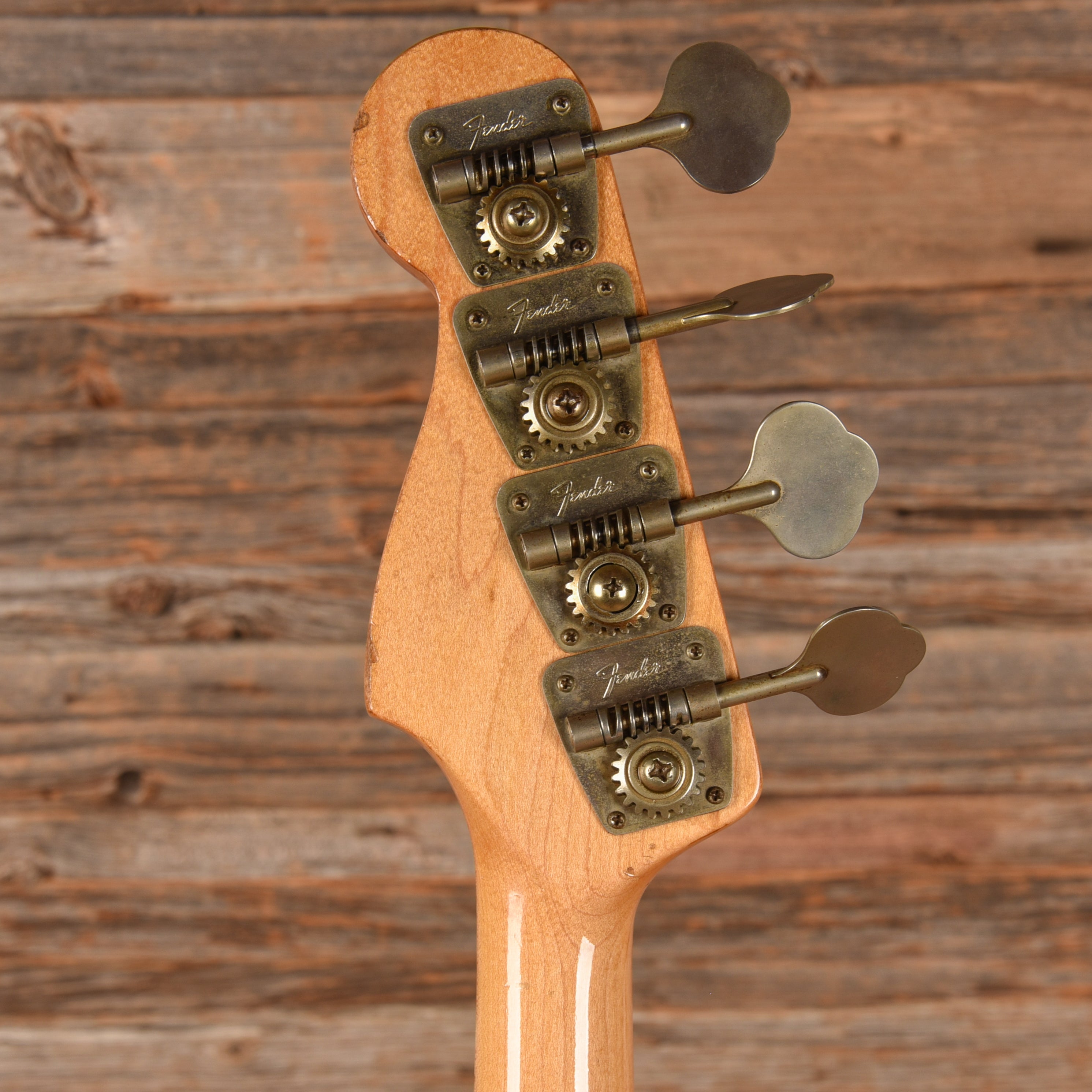 Fender Precision Bass w/Maple Cap Neck Sunburst 1970