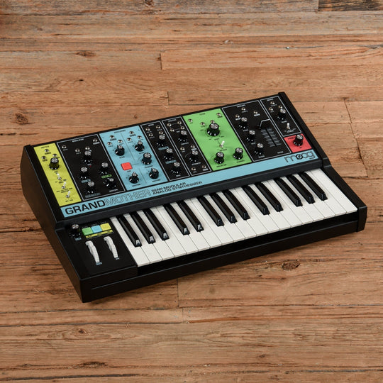 Moog Grandmother Keyboards and Synths / Synths / Digital Synths