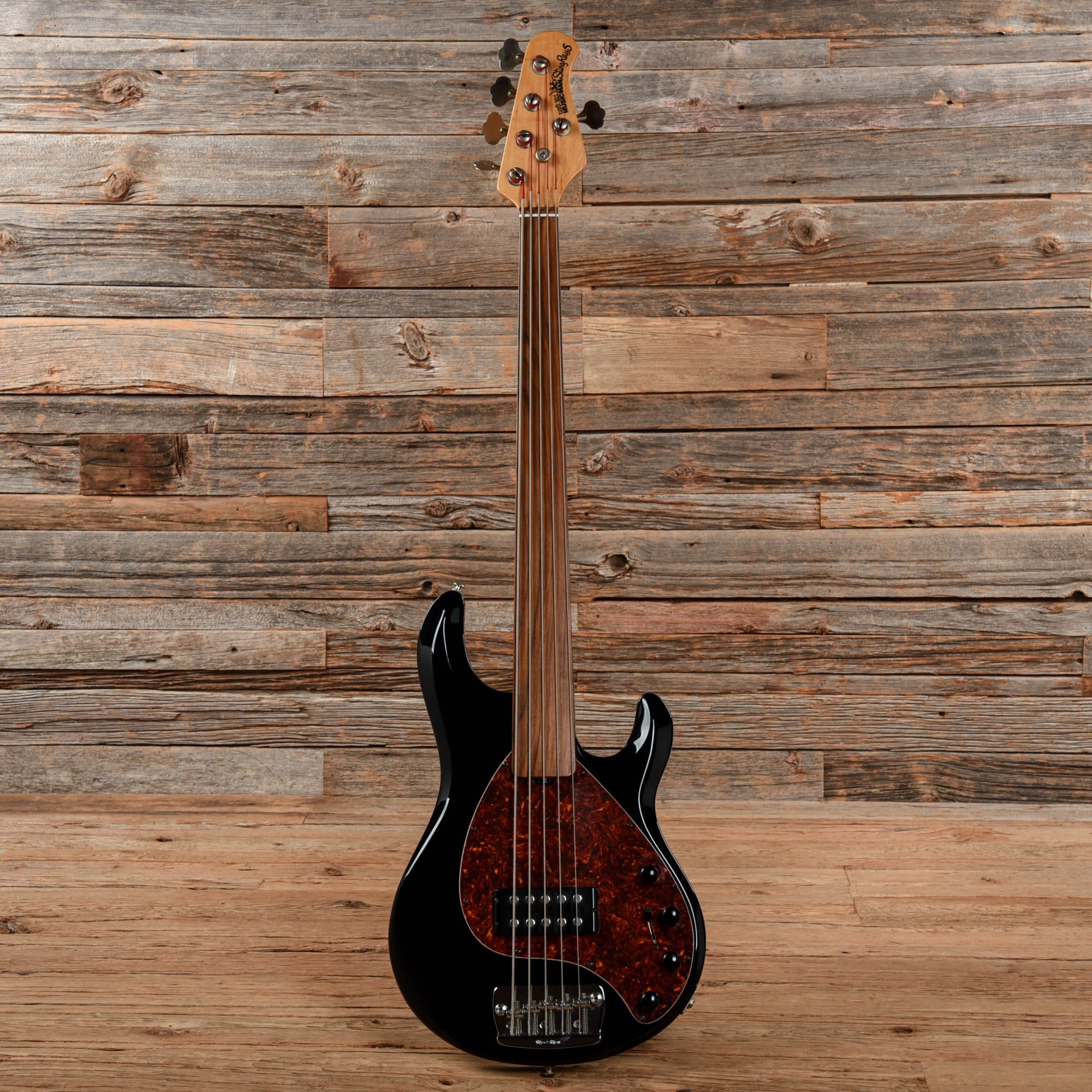 Music Man StingRay 5H Fretless Black 1999 Bass Guitars / 5-String or More