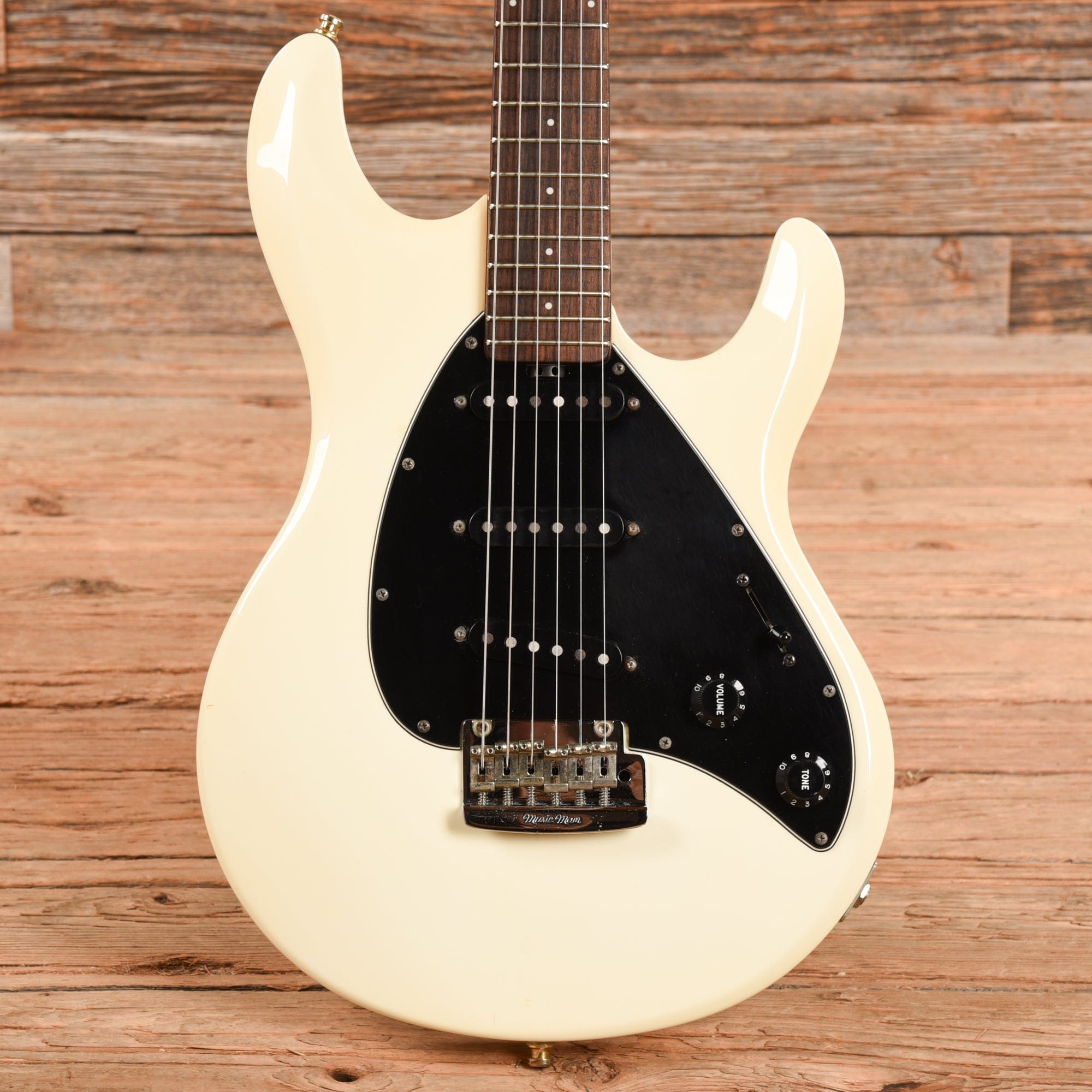 Music Man Silhouette White 2008 Electric Guitars / Solid Body