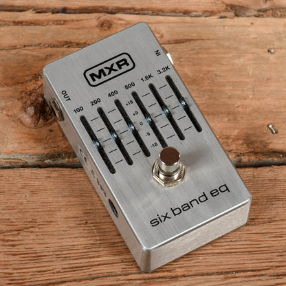 MXR Six Band EQ Effects and Pedals / EQ