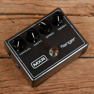 mxr-effects-and-pedals-flanger