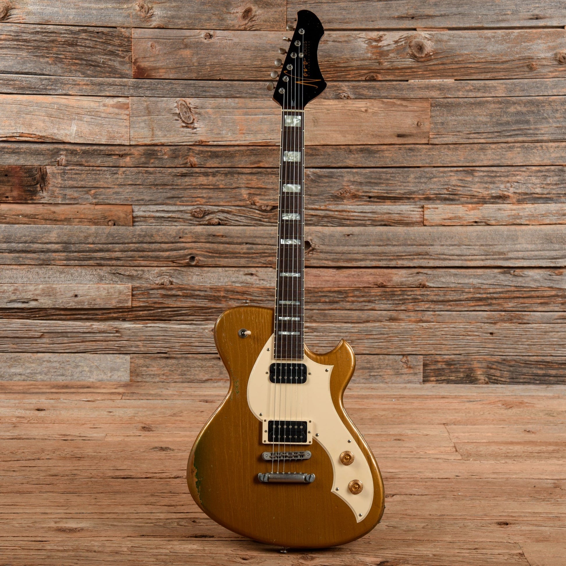 Novo Solus H2 Gold 2022 Electric Guitars / Solid Body