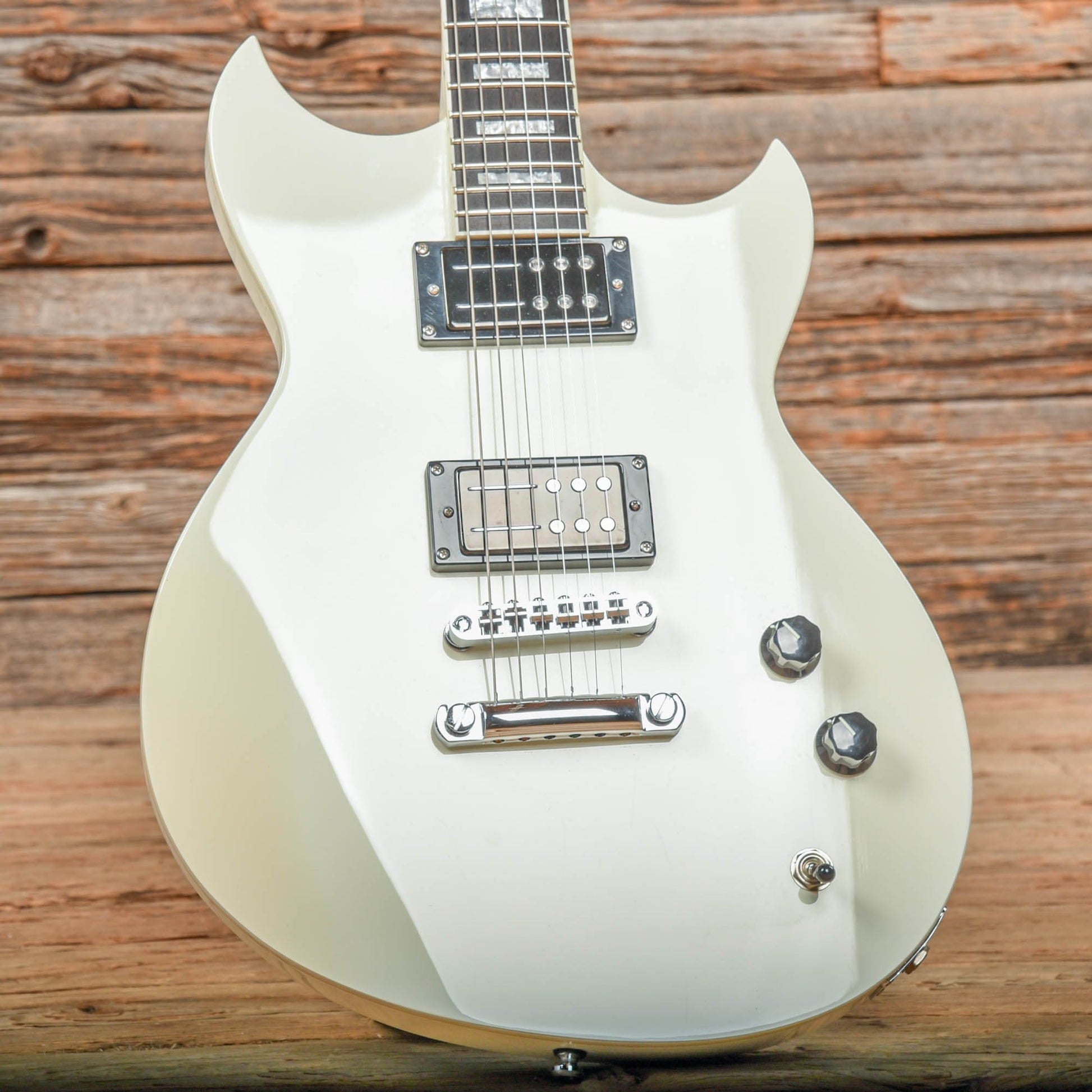 Reverend Robin Finck Signature White Electric Guitars / Solid Body