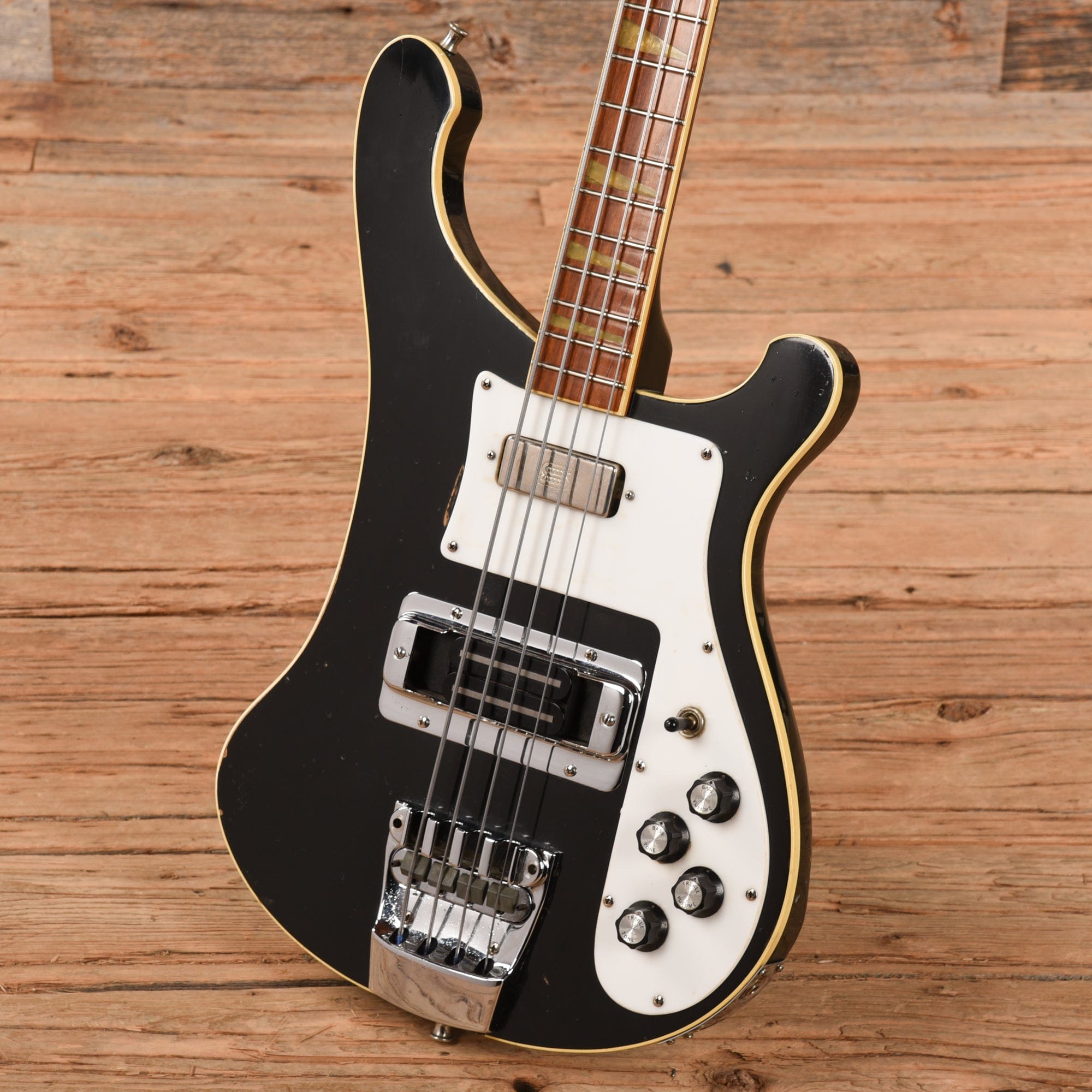 Rickenbacker 4001 Black 1976 Bass Guitars / 4-String