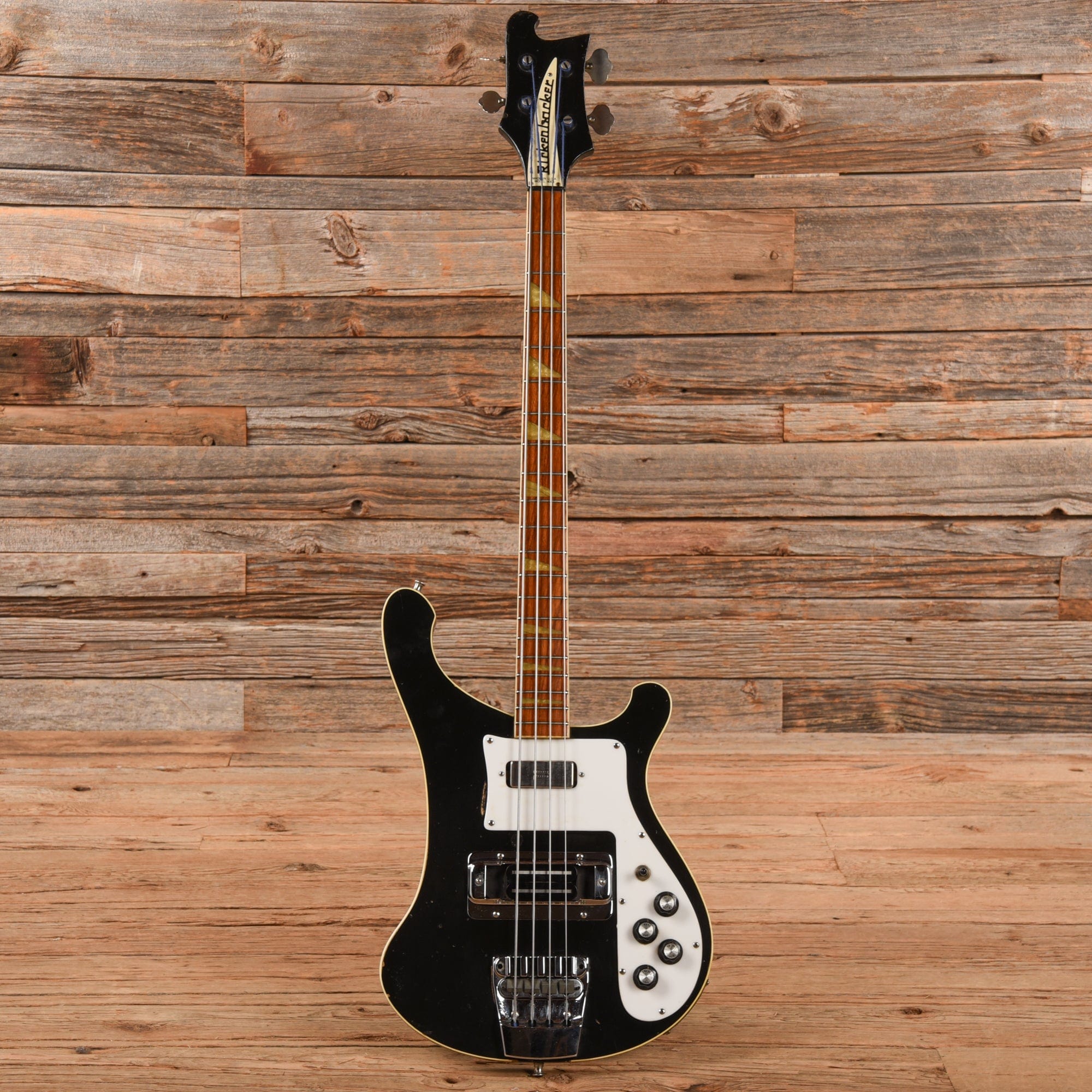 Rickenbacker 4001 Black 1976 – Chicago Music Exchange