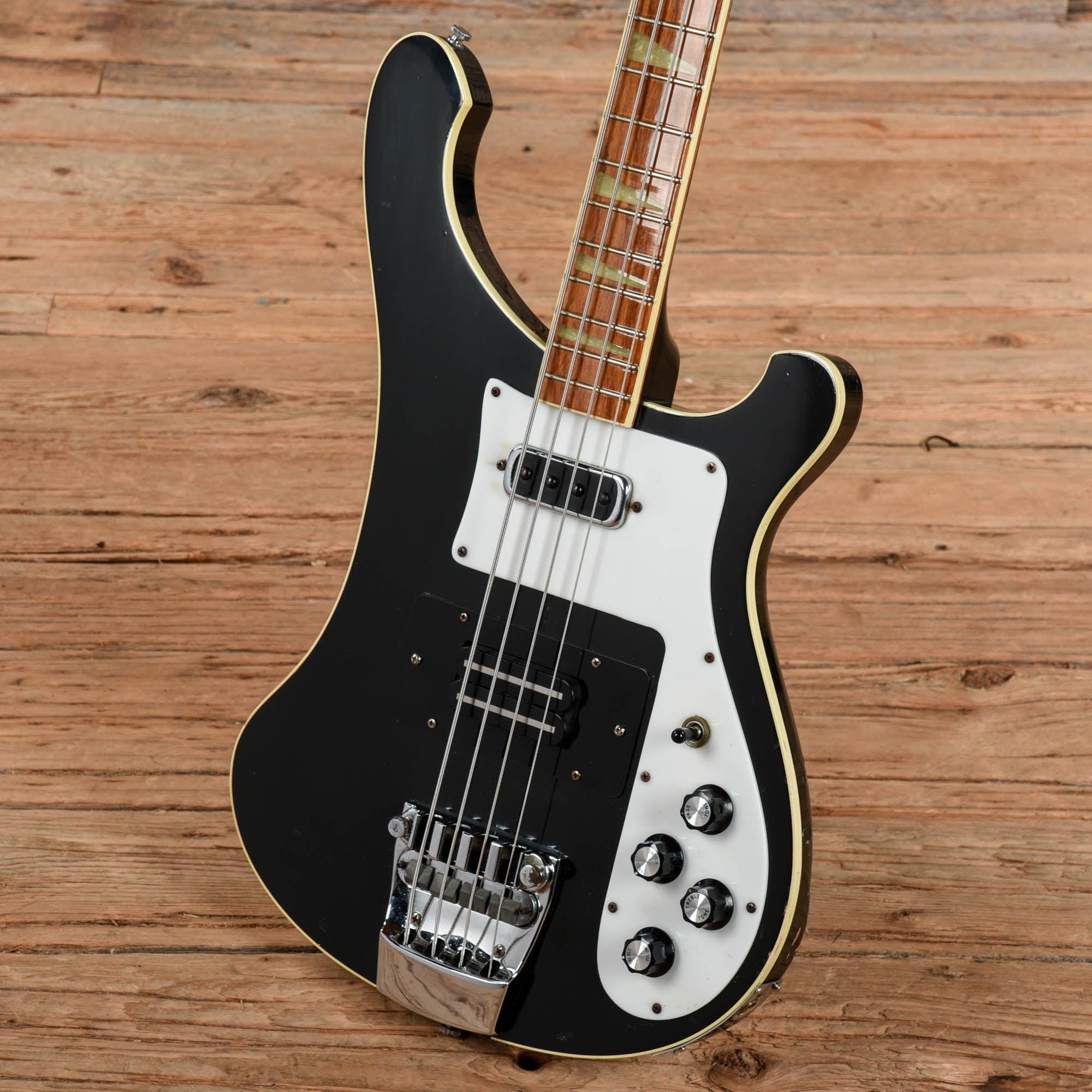 Rickenbacker 4001 Jetglo 1978 Bass Guitars / 4-String