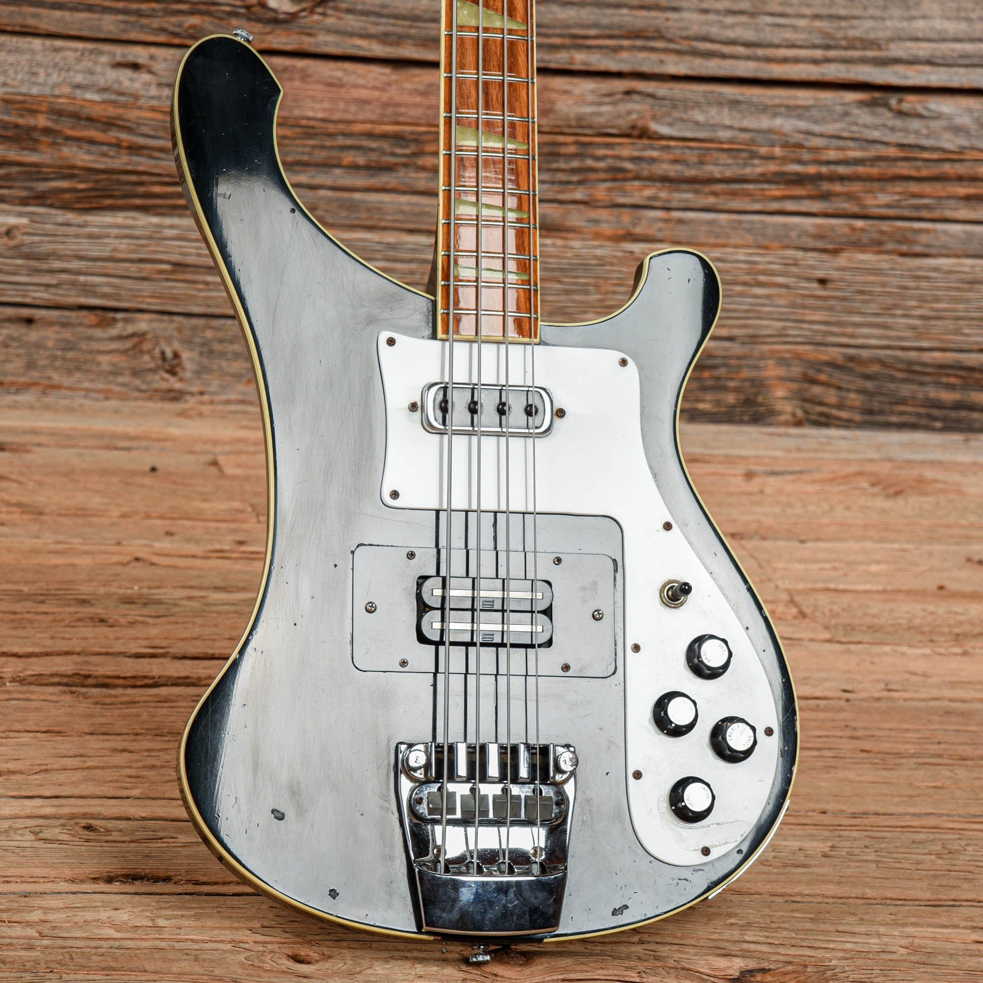 Rickenbacker 4001 Jetglo 1978 Bass Guitars / 4-String