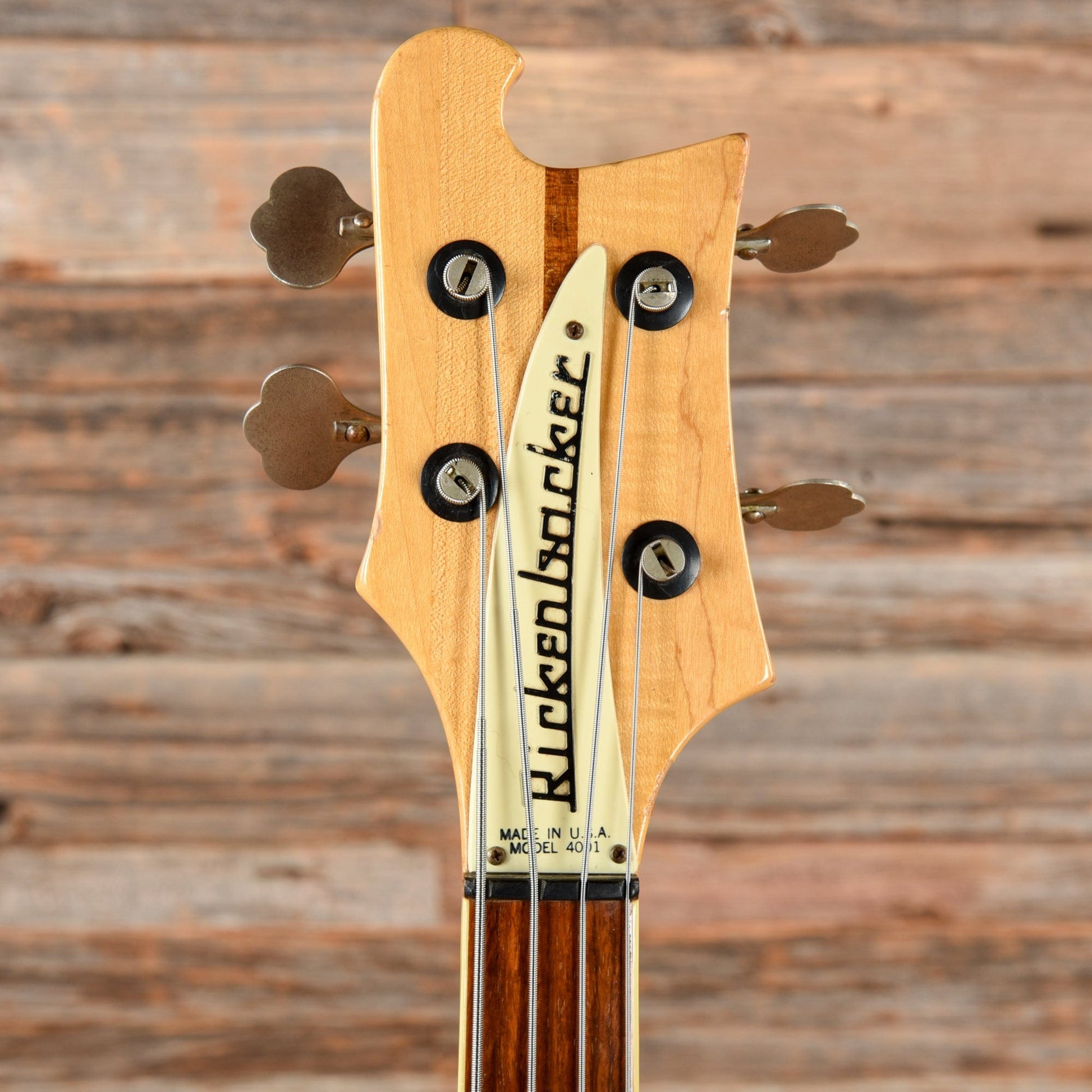 Rickenbacker 4001 Mapleglo 1976 Bass Guitars / 4-String