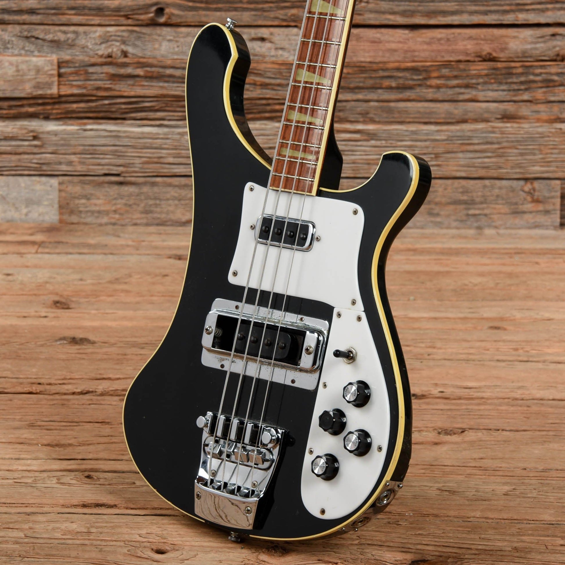 Rickenbacker 4003 Jetglo 1983 Bass Guitars / 4-String