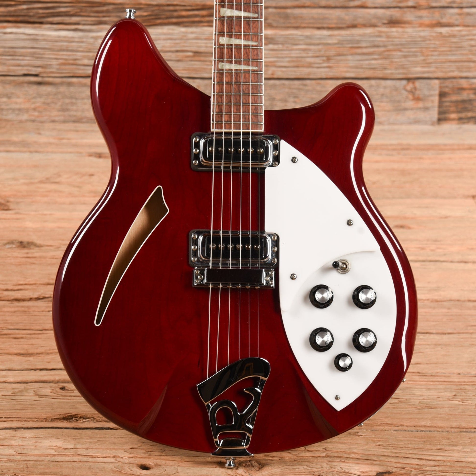 Rickenbacker 360 "Color of the Year" Burgundy 2002 Electric Guitars / Hollow Body