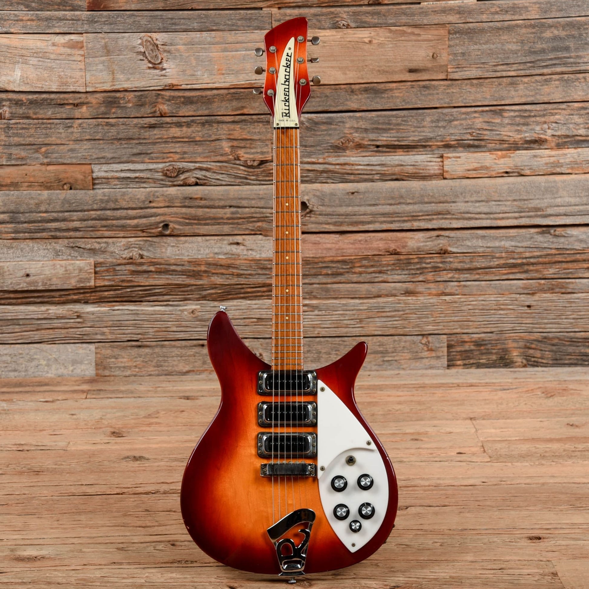 Rickenbacker 320 Fireglo 1980 Electric Guitars / Semi-Hollow