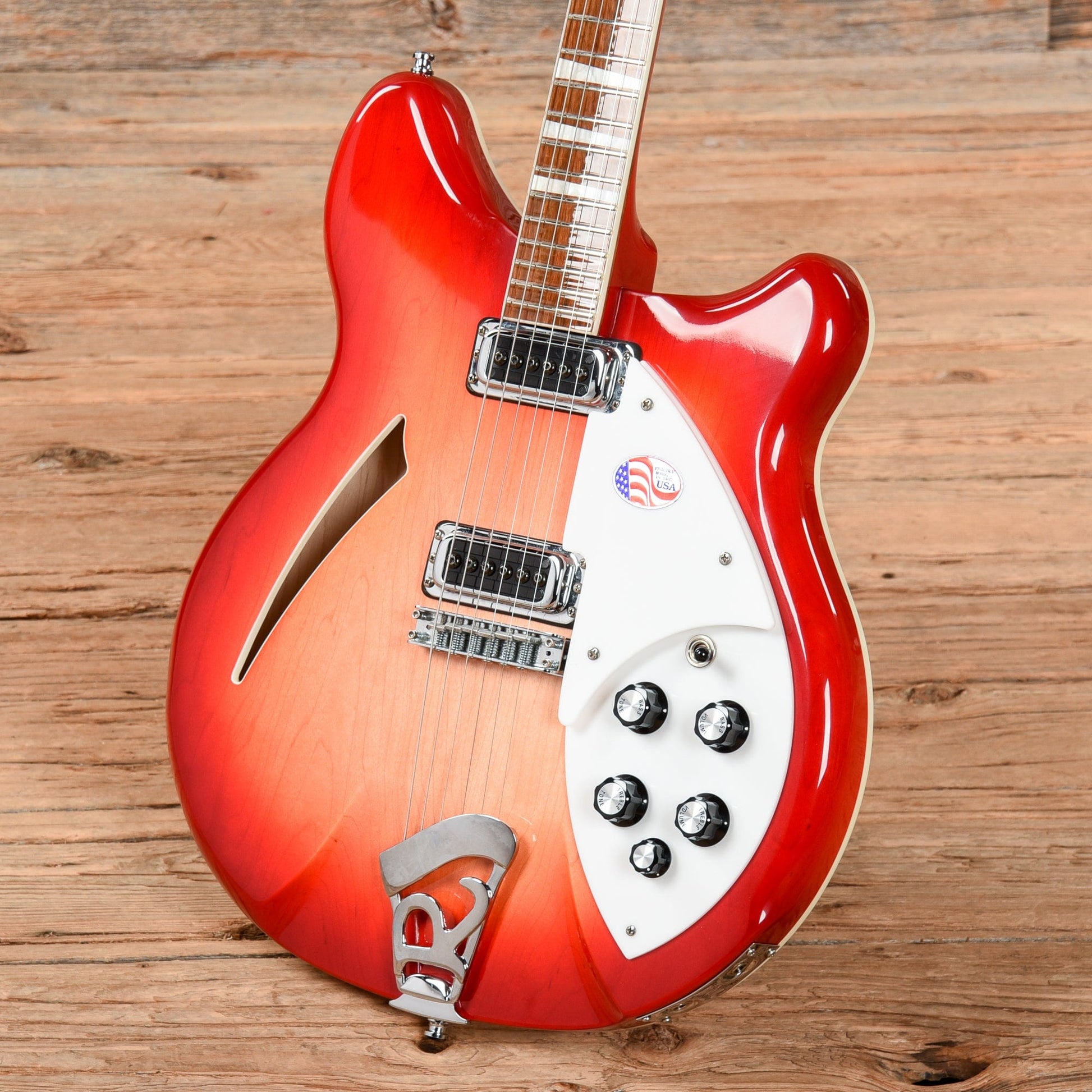 Rickenbacker 360 Fireglo 2017 Electric Guitars / Semi-Hollow