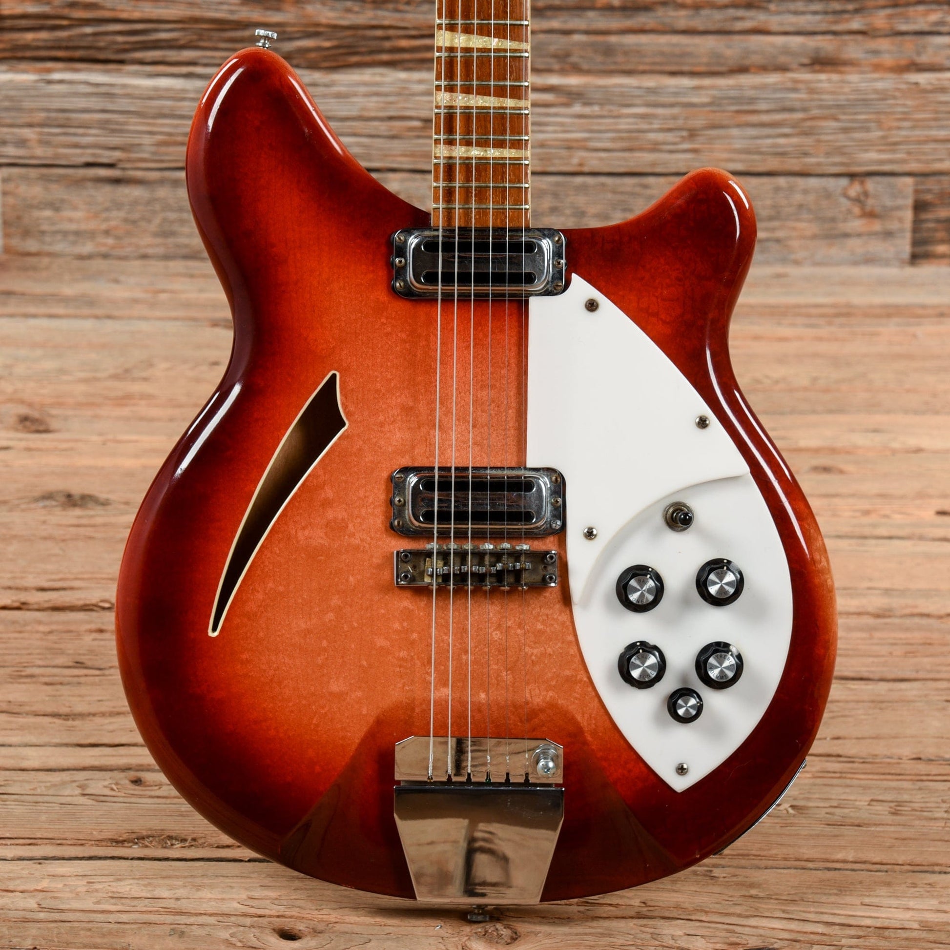 Rickenbacker 365 Fireglo 1965 Electric Guitars / Semi-Hollow