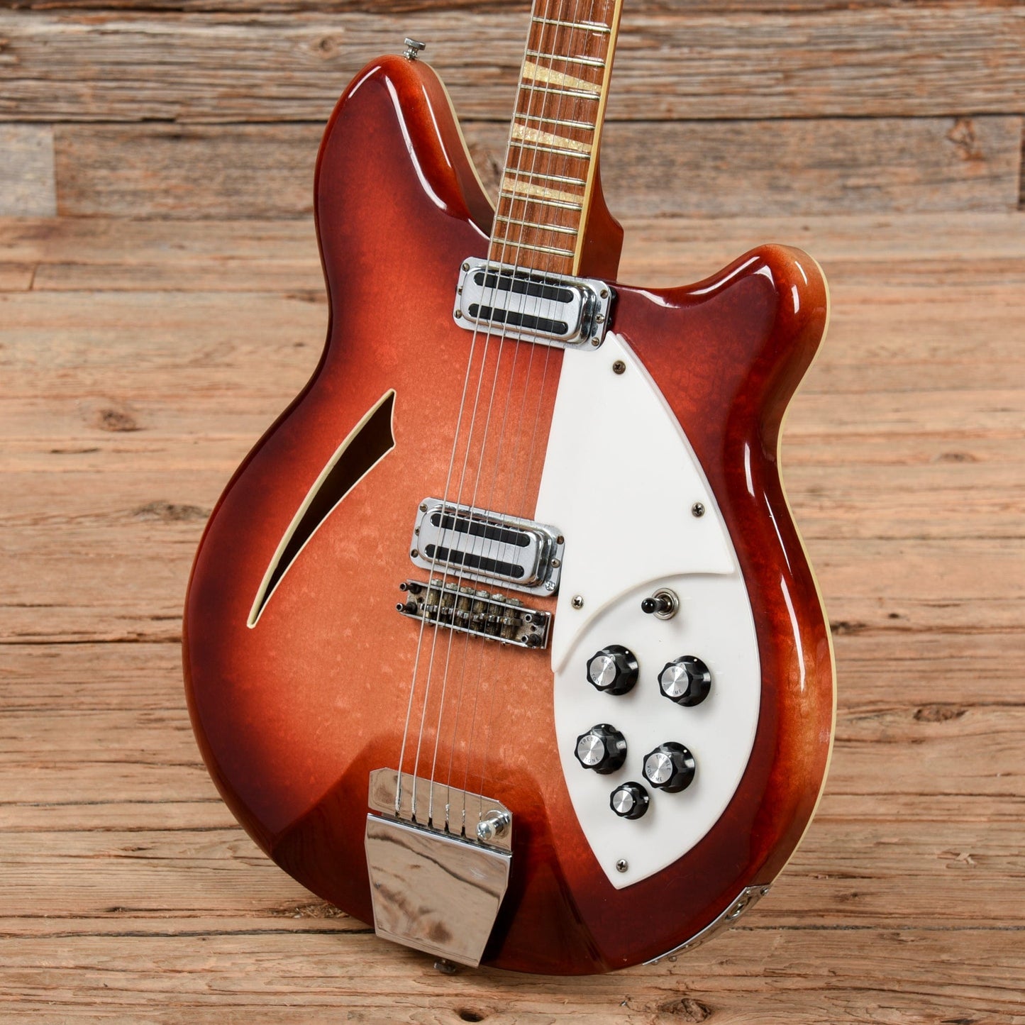 Rickenbacker 365 Fireglo 1965 Electric Guitars / Semi-Hollow