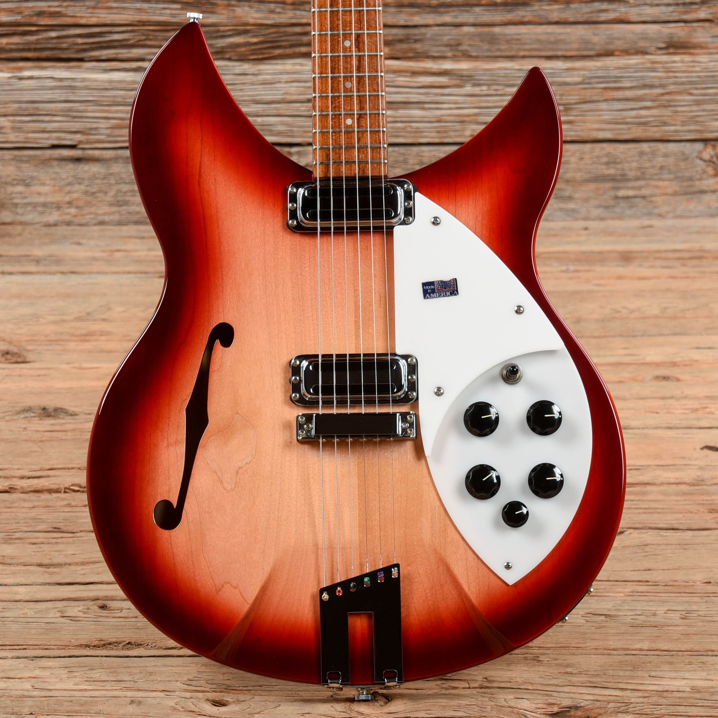 Rickenbacker 330 Rose Morris Reissue Fireglo 1997 – Chicago Music 