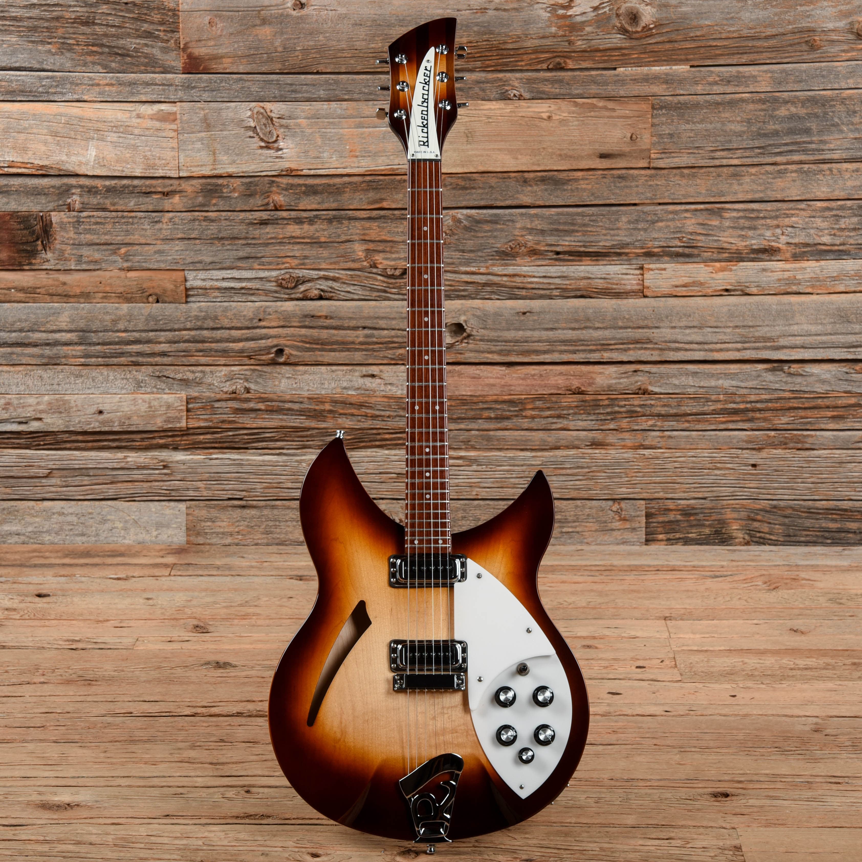 Rickenbacker Six String Tobacco Burst 2003 Electric Guitars / Semi-Hollow