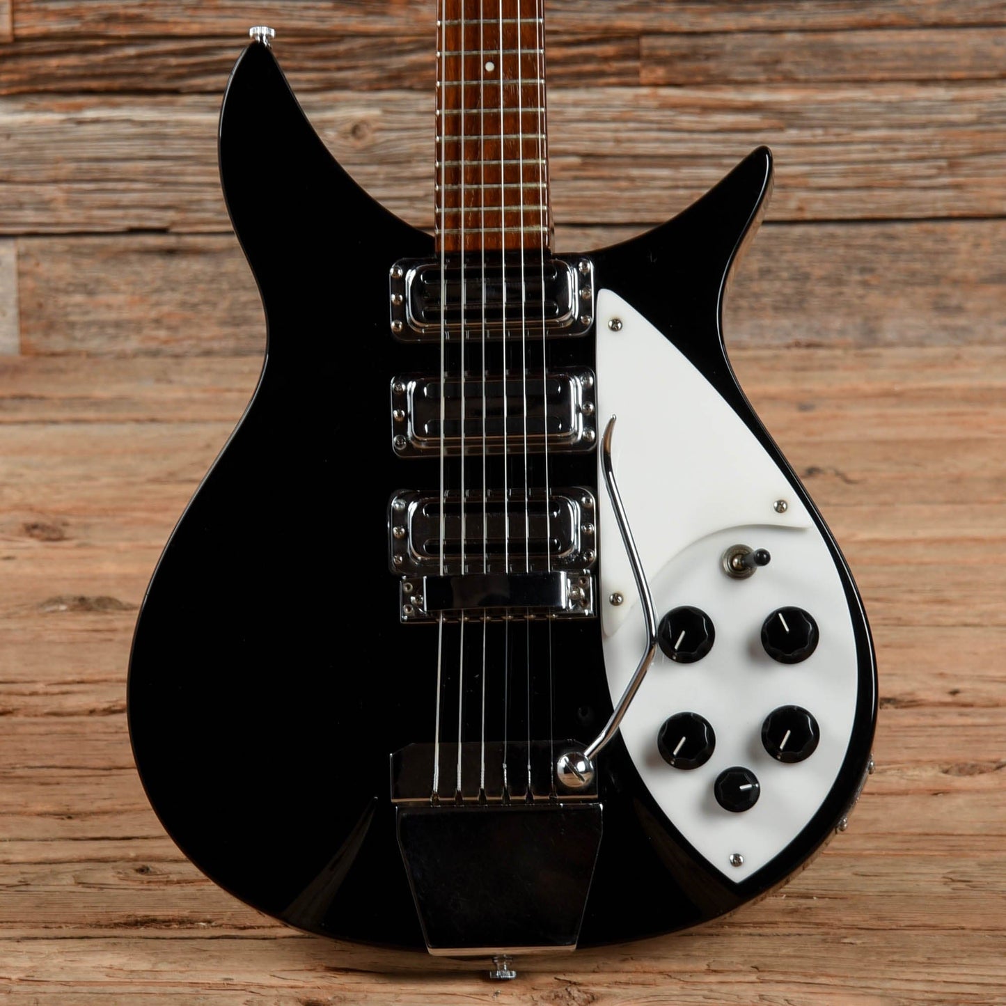 Rickenbacker 320 Jetglo 1990 Electric Guitars / Solid Body