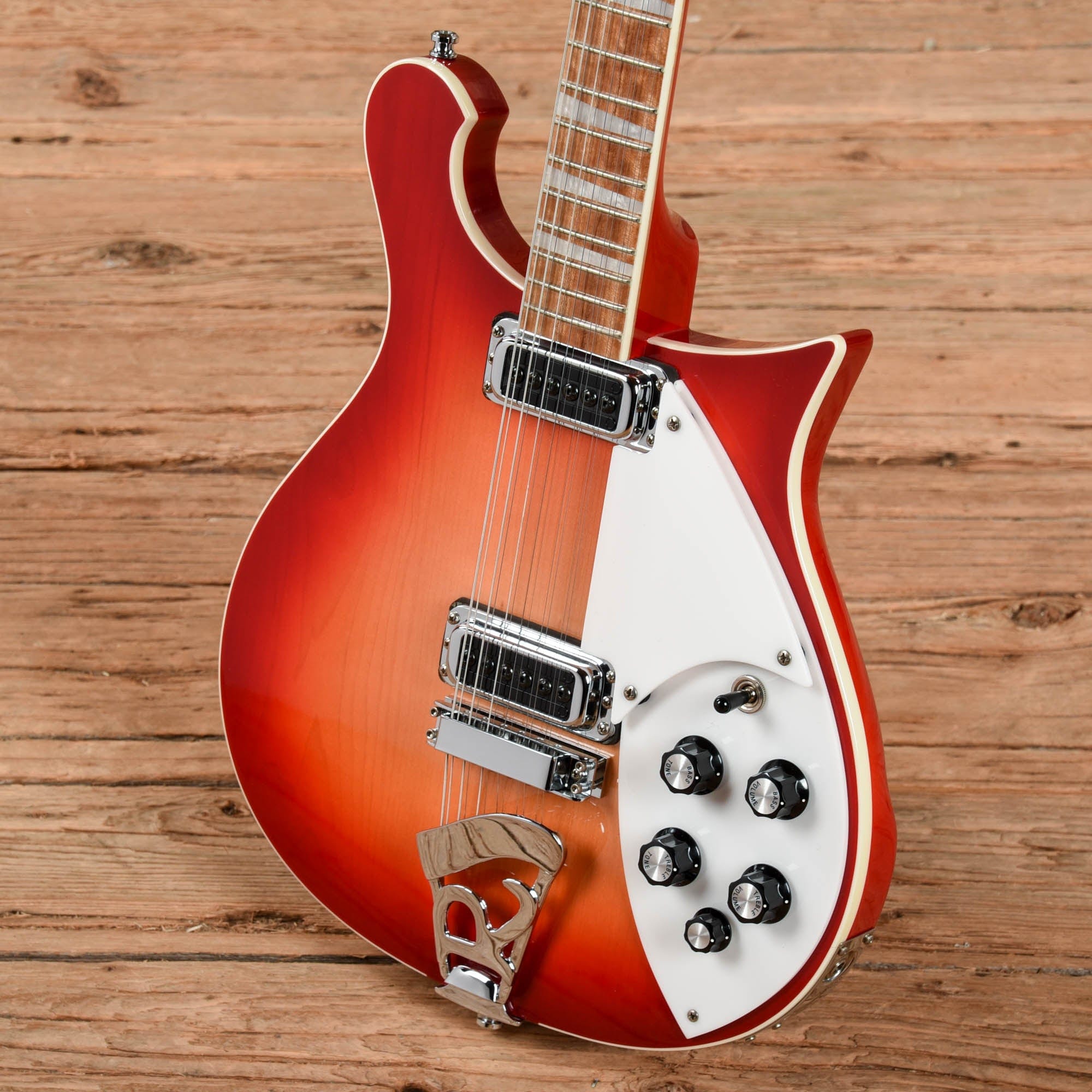 Rickenbacker 620/12 Fireglo 2016 Electric Guitars / Solid Body