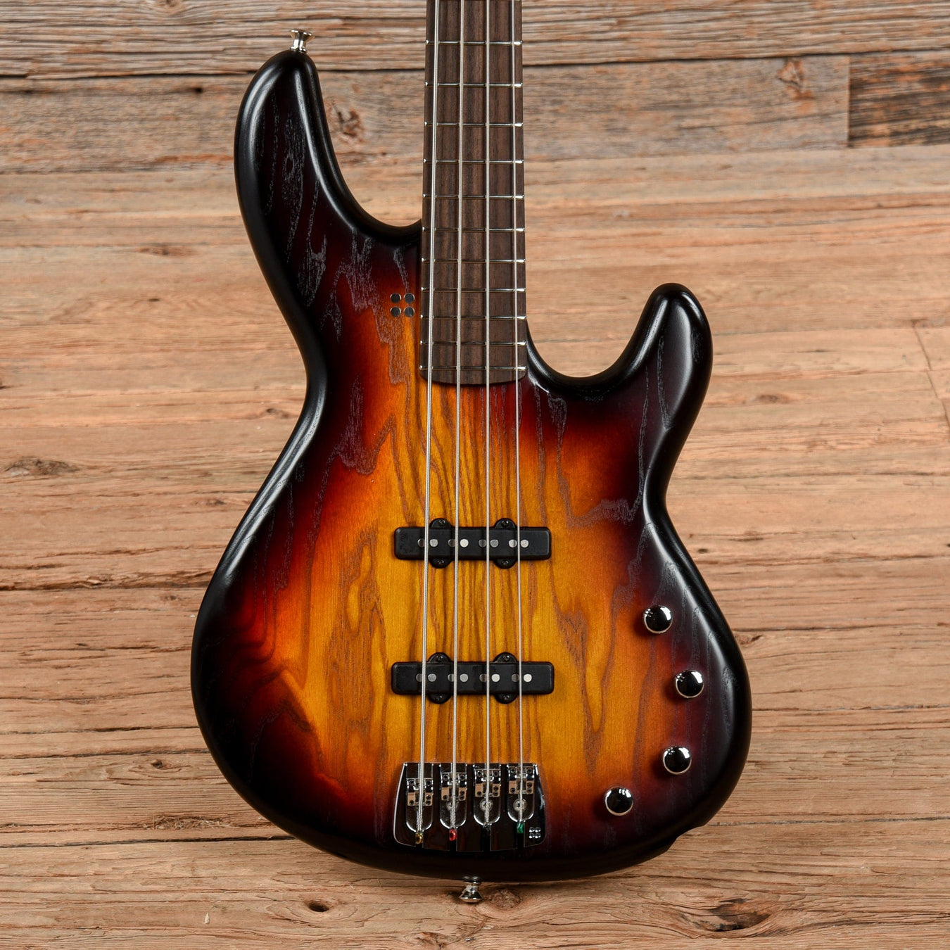 Basses - Sandberg – Chicago Music Exchange