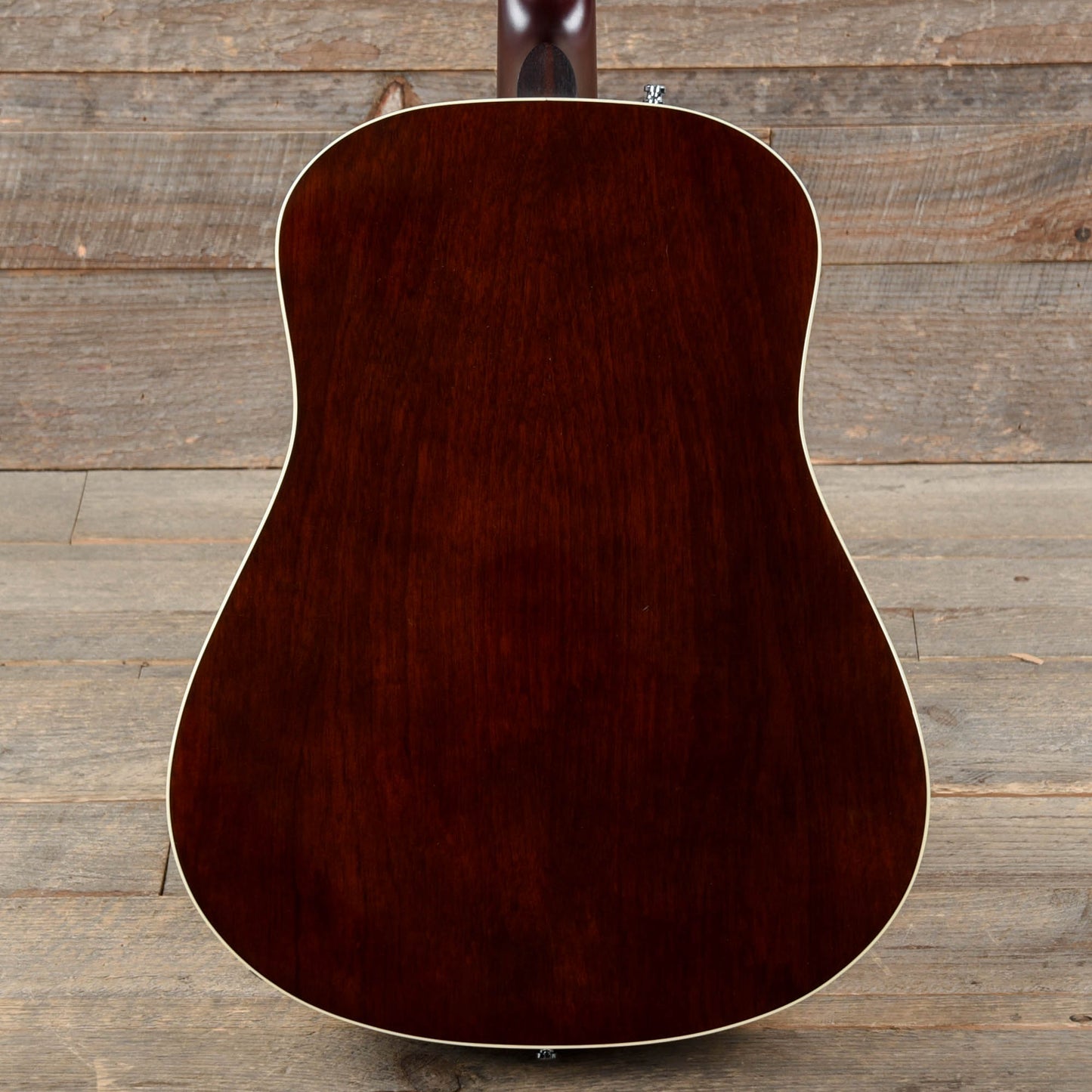 Seagull Momentum w/Cedar Top & Cherry Back/Sides Acoustic Guitars / Built-in Electronics