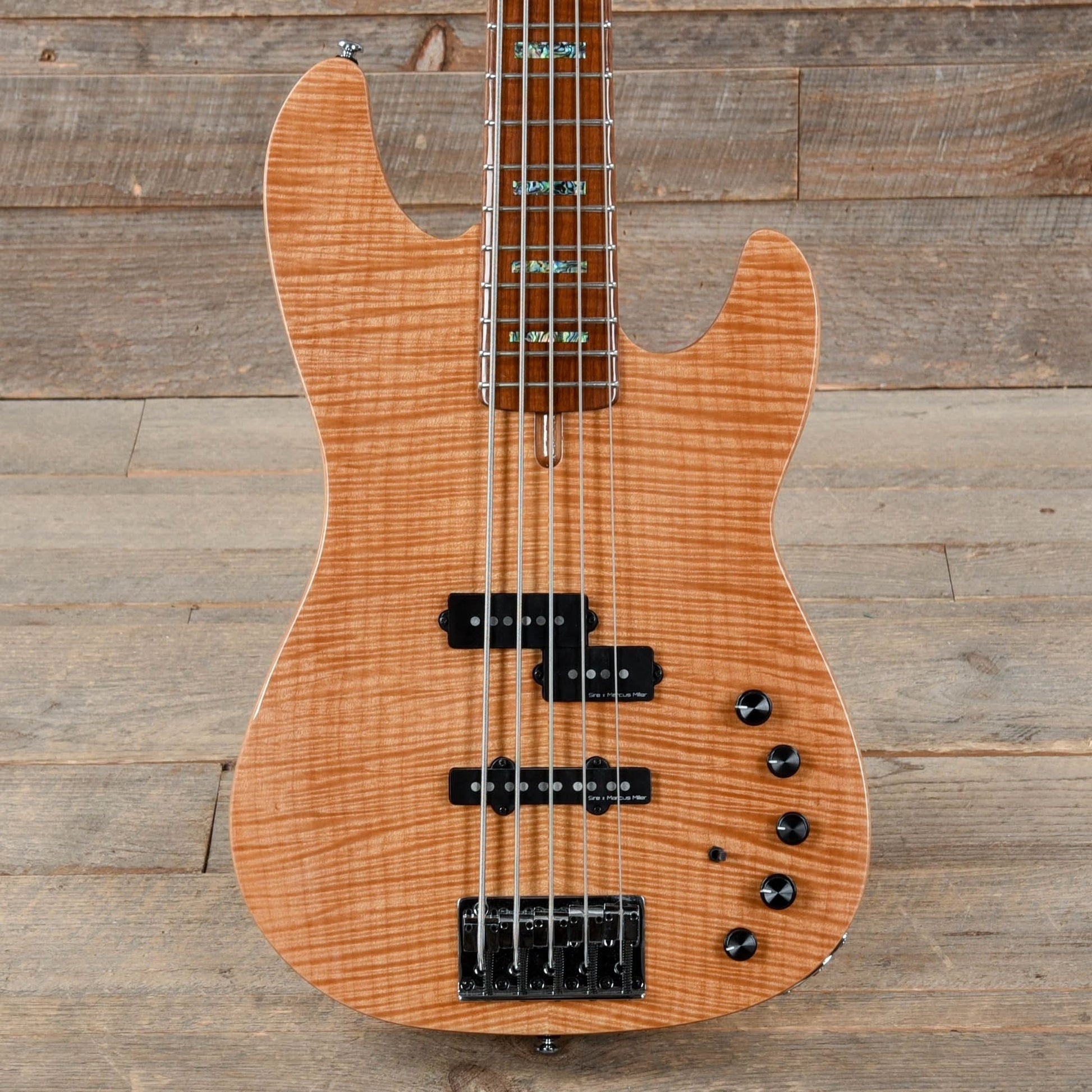 Sire Marcus Miller P10 Alder 5-String Natural (2nd Gen) Bass Guitars / 5-String or More