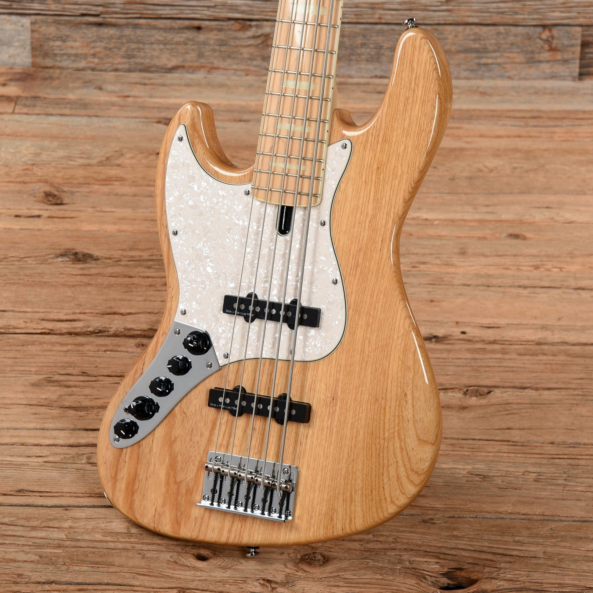 Sire Marcus Miller V7 Swamp Ash 5-String LEFTY Natural (2nd Gen) Bass Guitars / 5-String or More