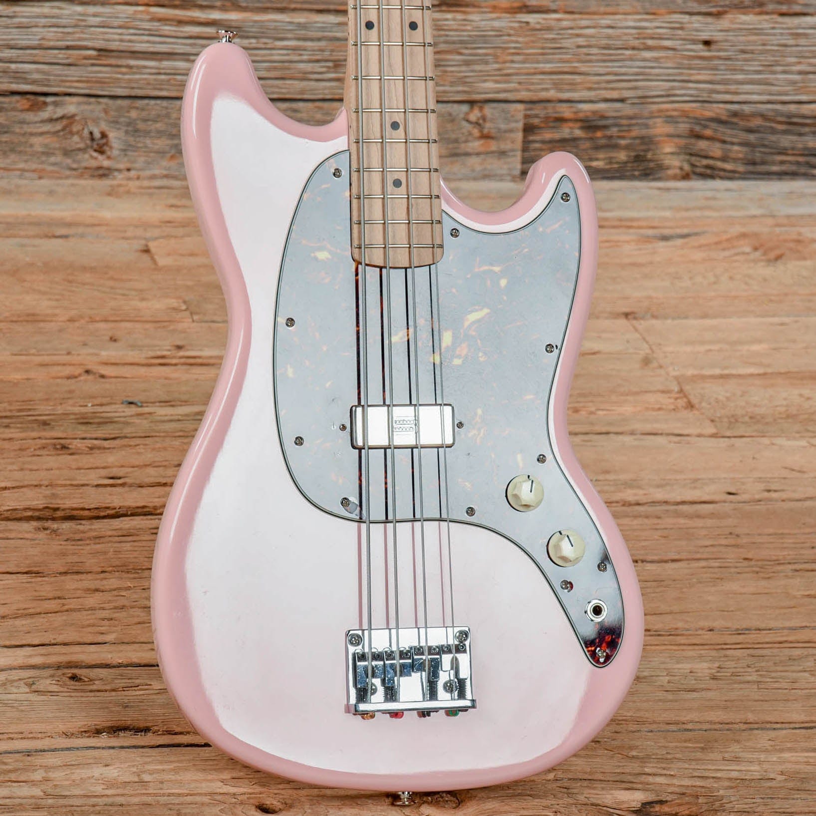 Squier Bronco Bass 