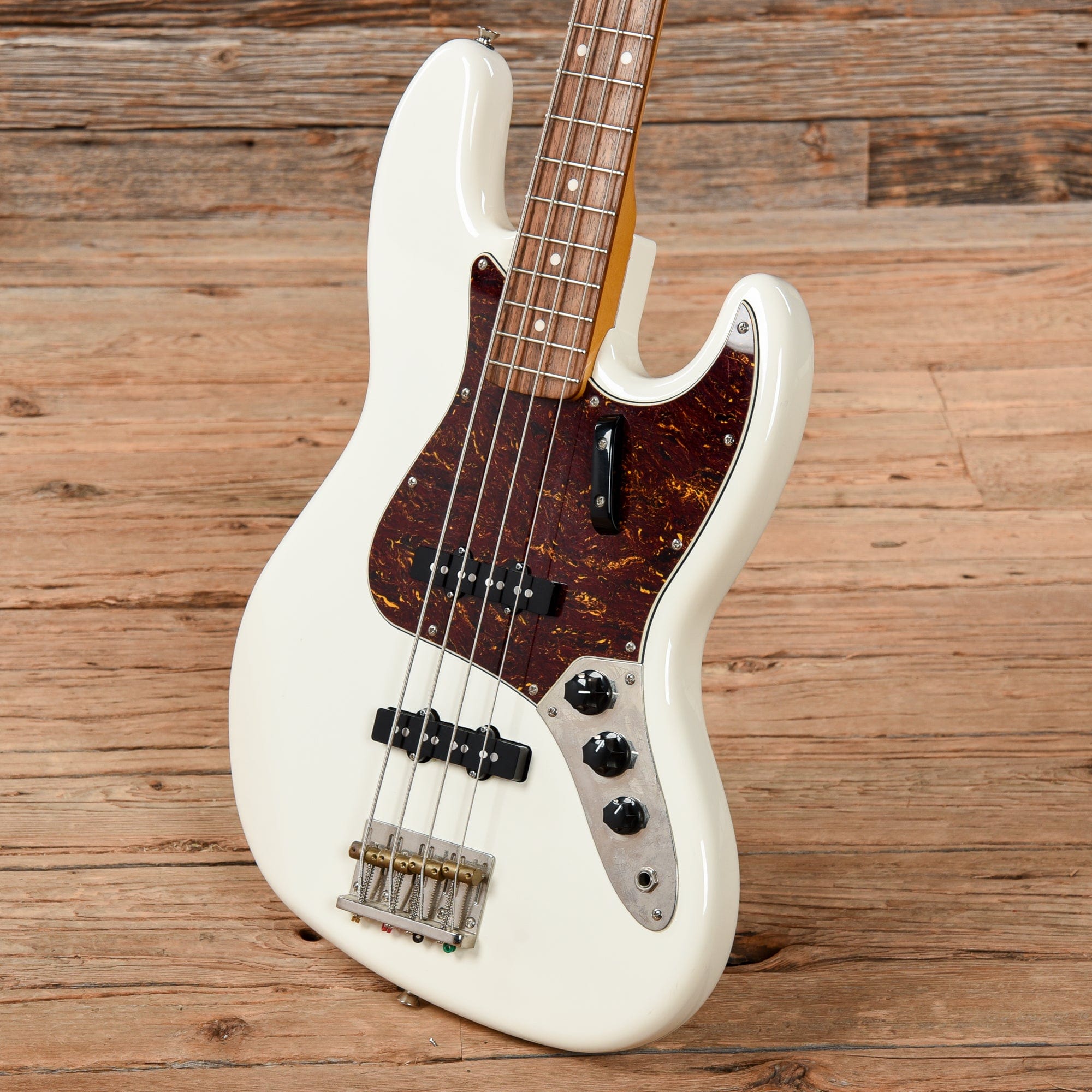 Squier Classic Vibe 60s Jazz Bass White 2010 Bass Guitars / 4-String