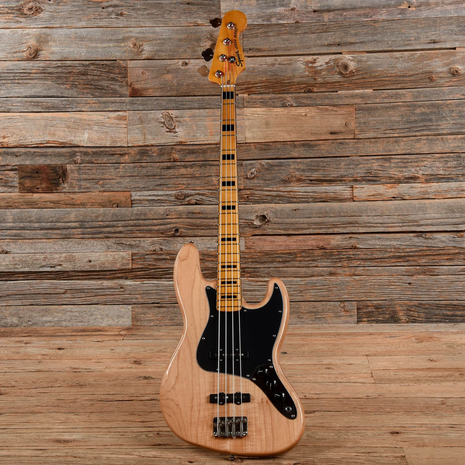 Squier Classic Vibe '70s Jazz Bass Natural 2019 Bass Guitars / 4-String