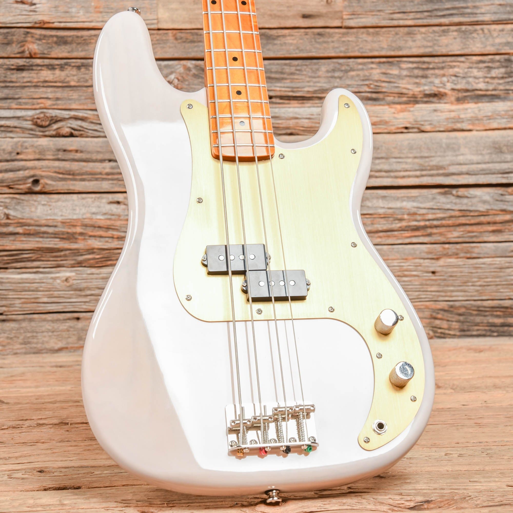 Squier Classic Vibe Late '50s Precision Bass White Blonde w/Gold Anodized Pickguard Bass Guitars / 4-String