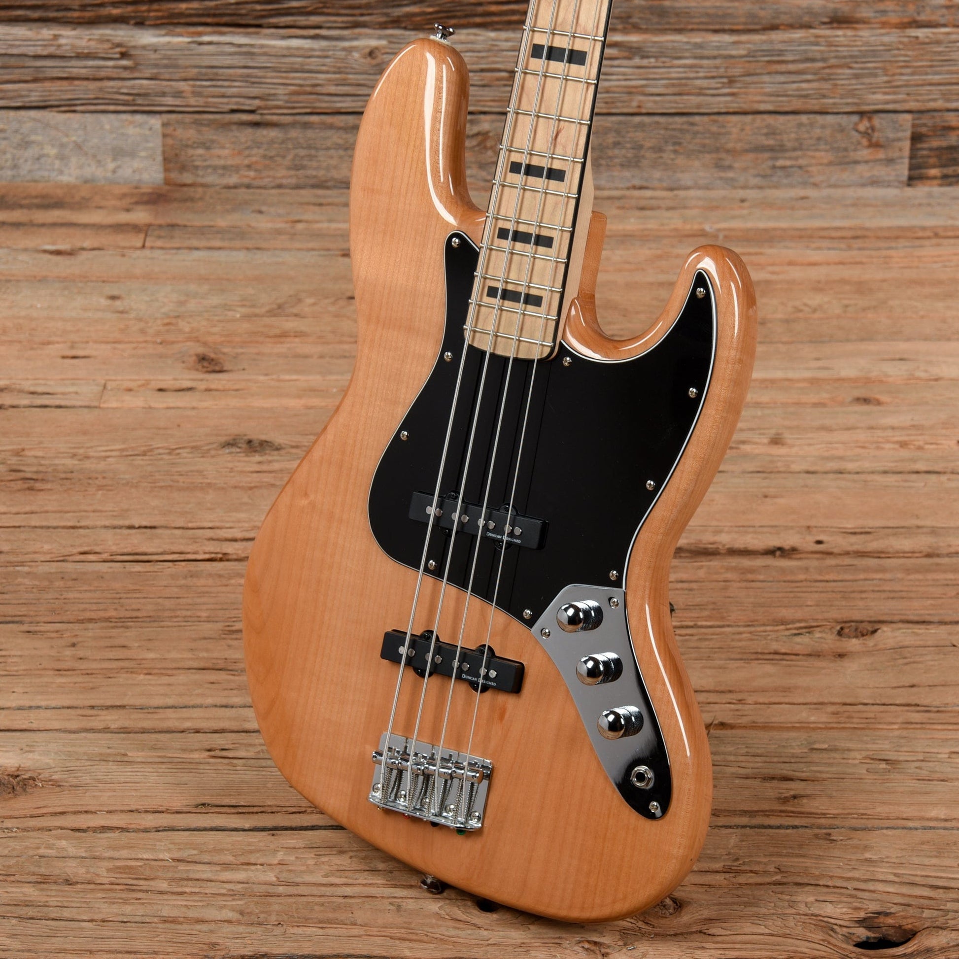 Squier Vintage Modified 70's Jazz Bass Natural 2012 Bass Guitars / 4-String