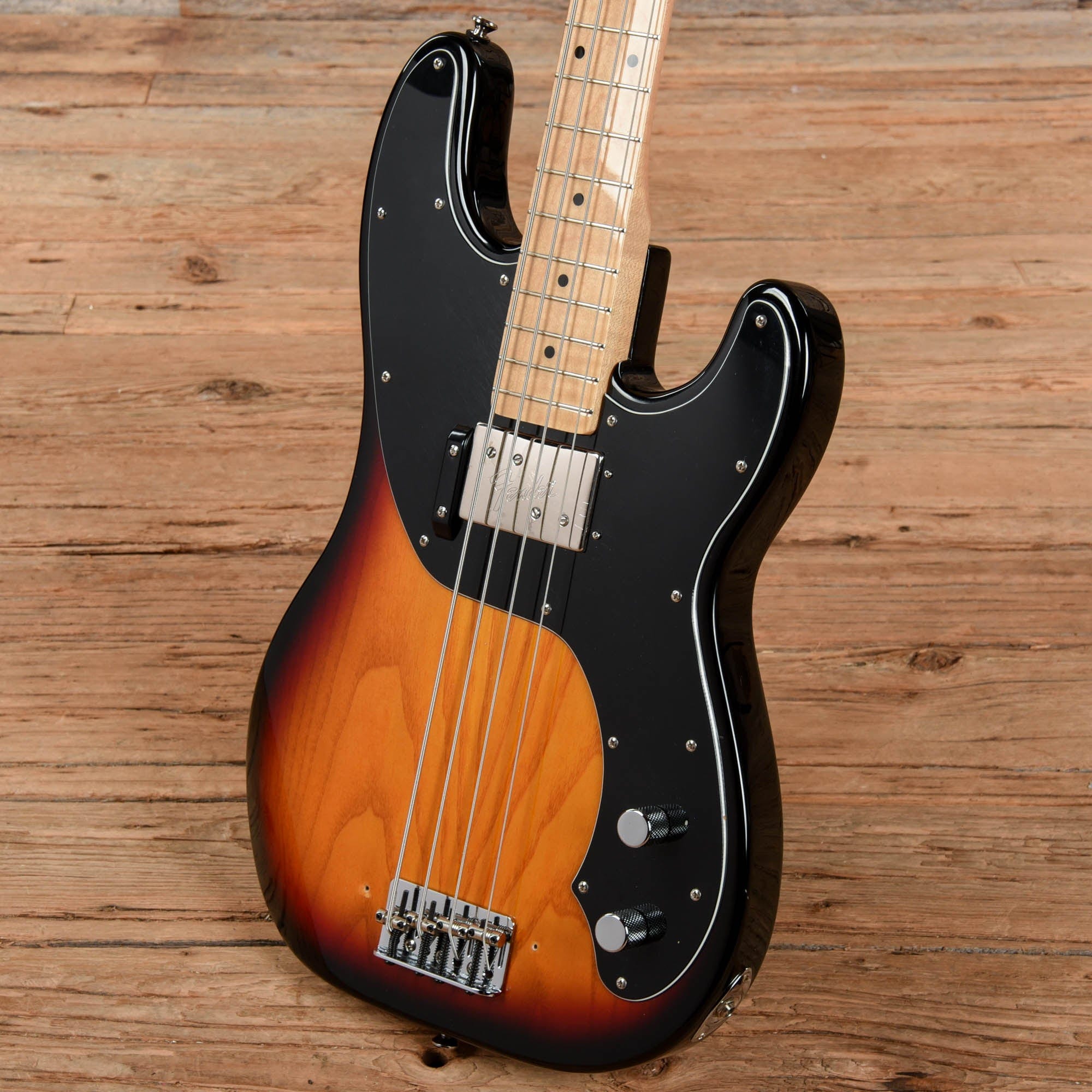 Squier Vintage Modified Precision Bass TB Sunburst Bass Guitars / 4-String