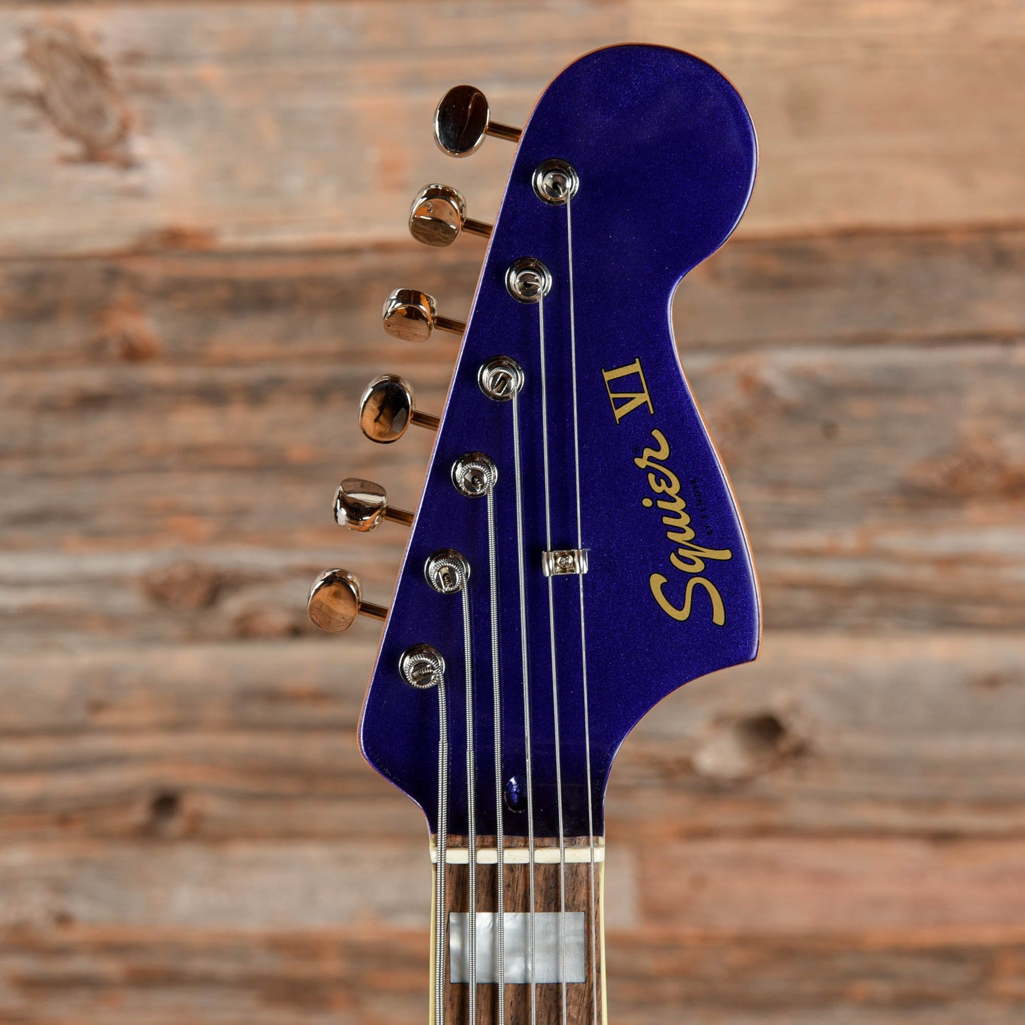 Squier Classic Vibe Bass VI CME Exclusive Purple Metallic 2022 Bass Guitars / 5-String or More