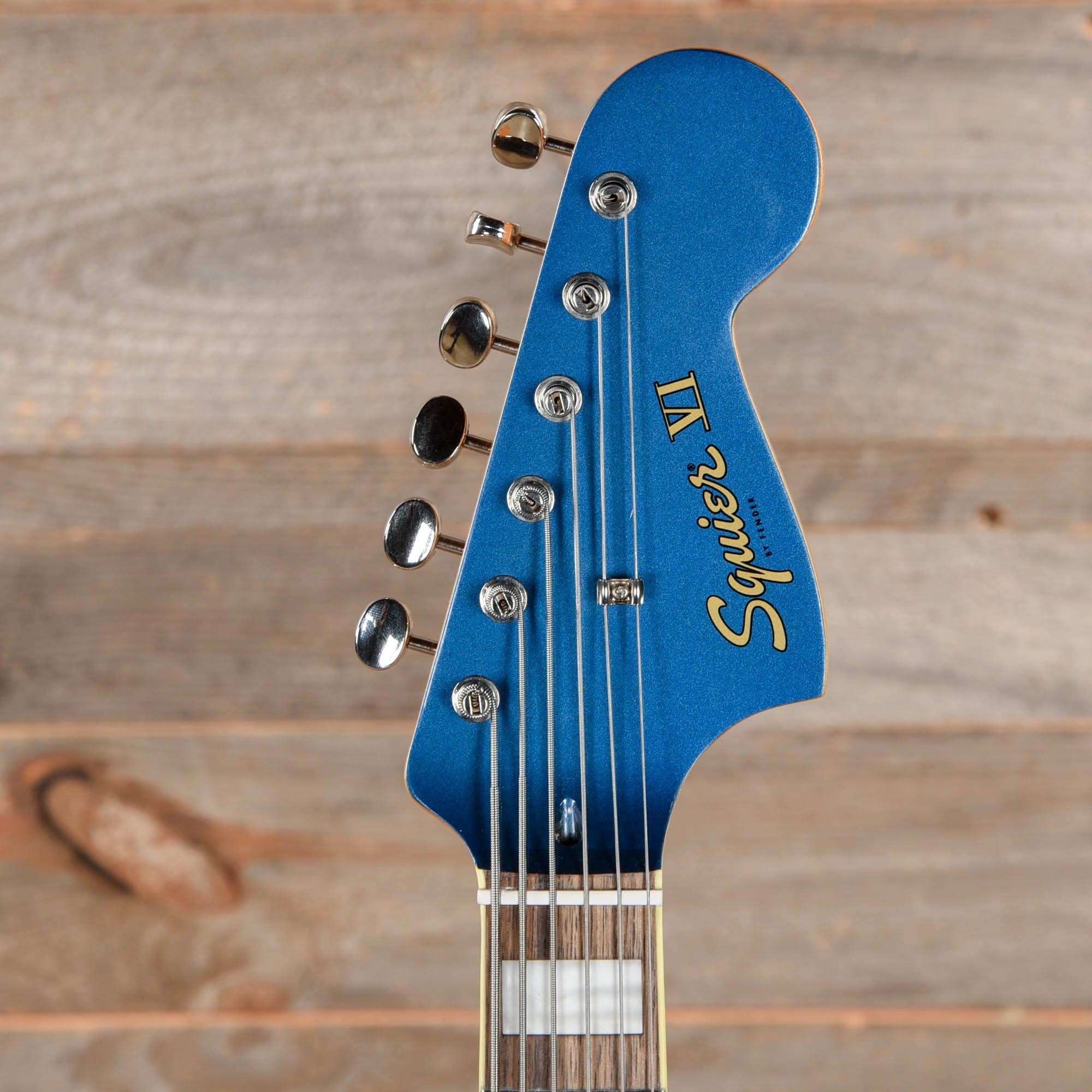 Squier Classic Vibe Bass VI Lake Placid Blue w/Matching Headcap & 3-Ply Parchment Pickguard Bass Guitars / 5-String or More