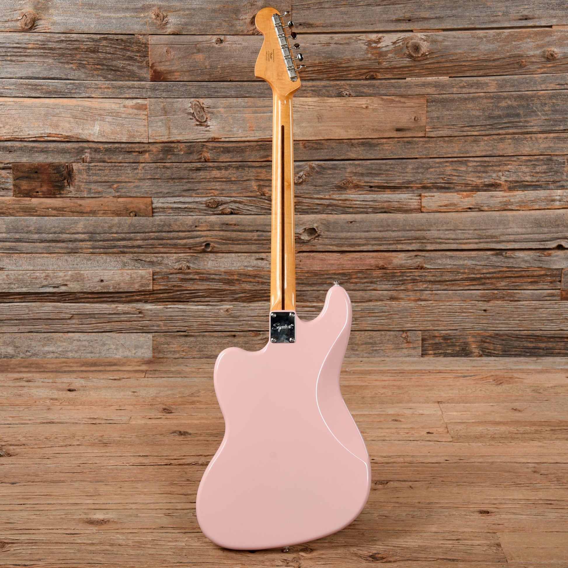 Squier Classic Vibe Bass VI Shell Pink 2021 Bass Guitars / 5-String or More