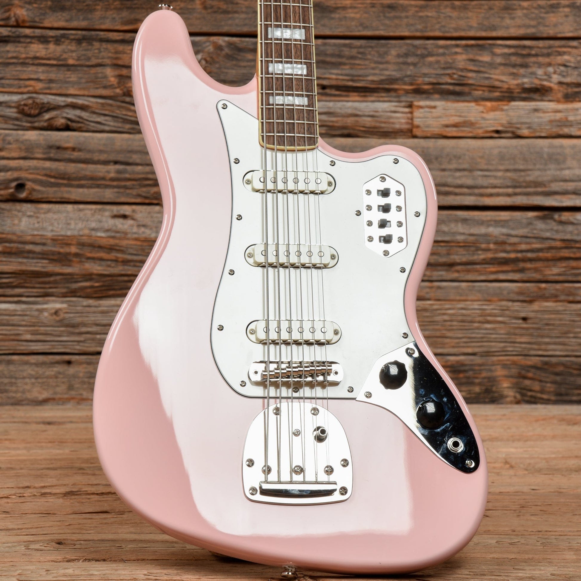 Squier Classic Vibe Bass VI Shell Pink 2021 Bass Guitars / 5-String or More