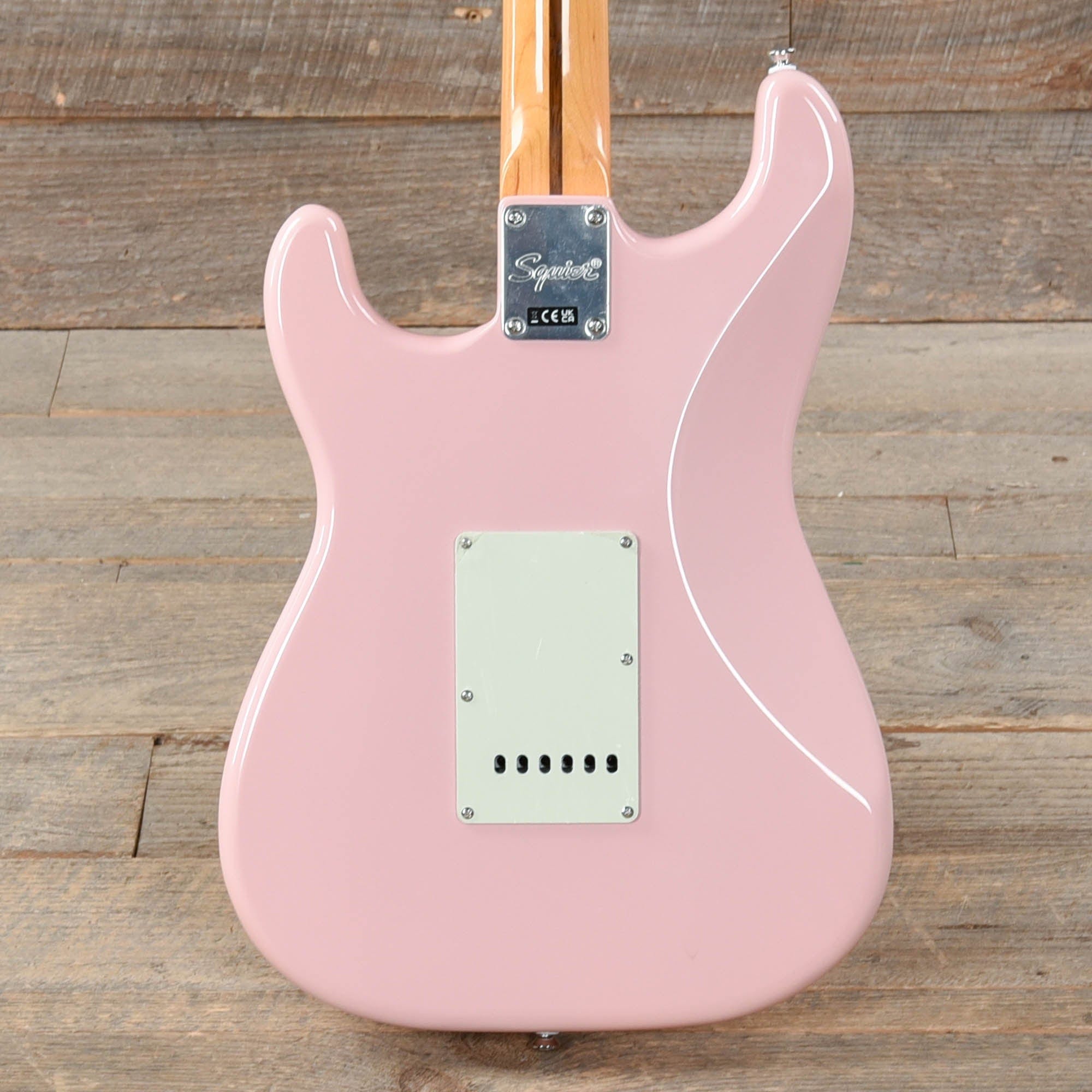 Squier Classic Vibe '60s Stratocaster Shell Pink w/Mint Pickguard Electric Guitars / Solid Body