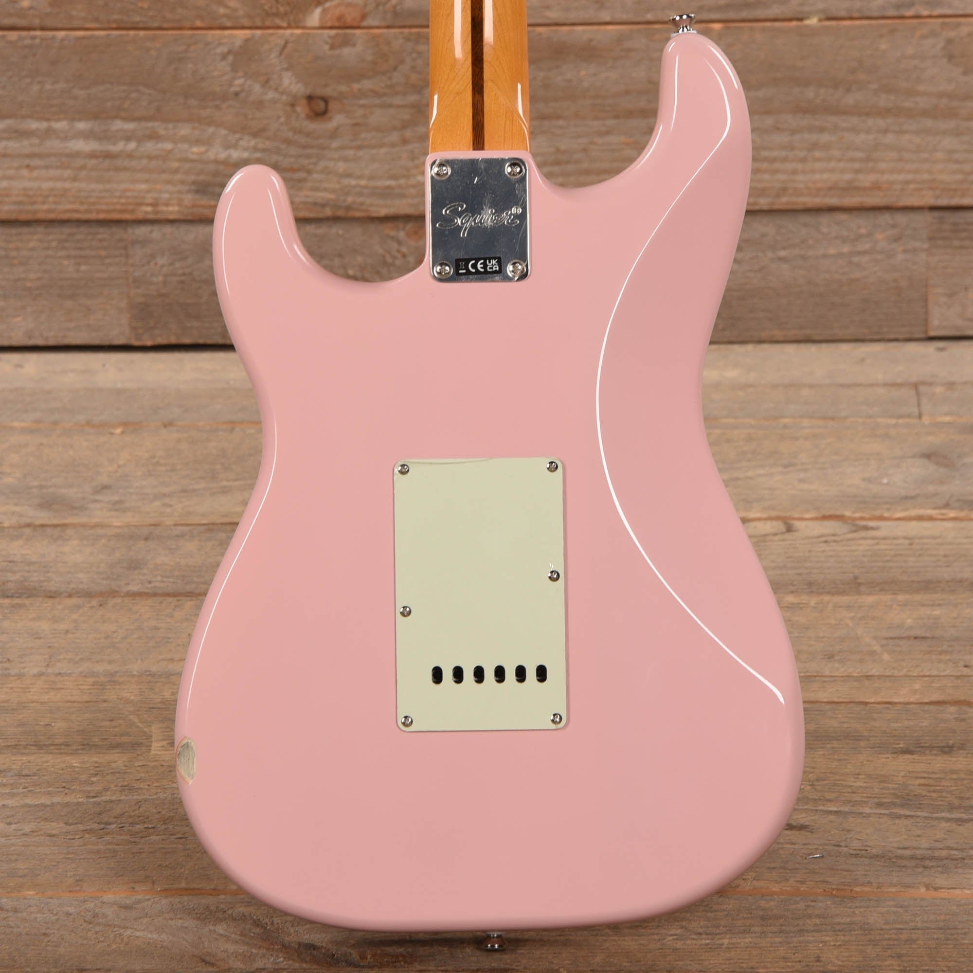 Squier Classic Vibe '60s Stratocaster Shell Pink w/Mint Pickguard Electric Guitars / Solid Body