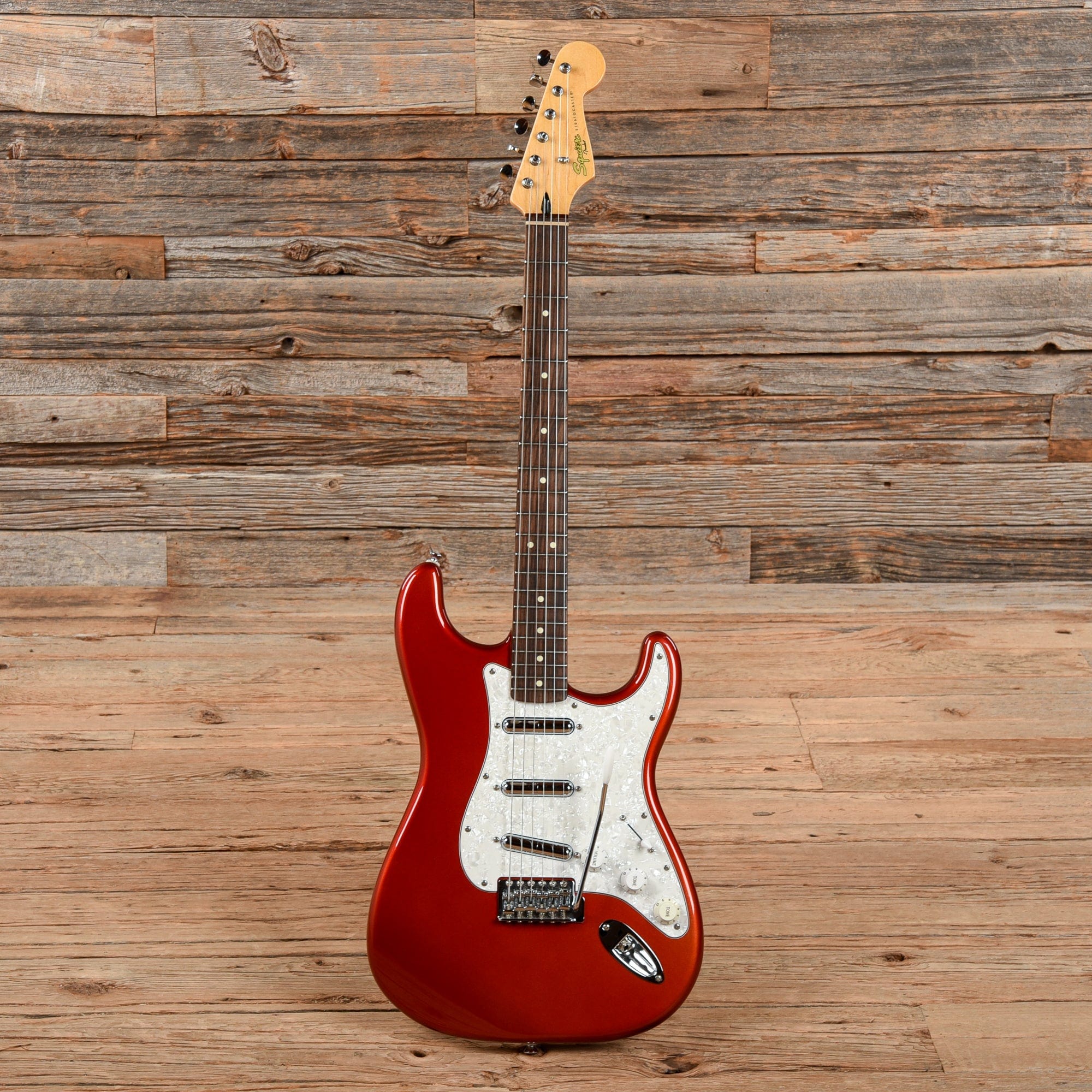 Squier Vintage Modified Surf Stratocaster Metallic Red 2013 Electric Guitars / Solid Body