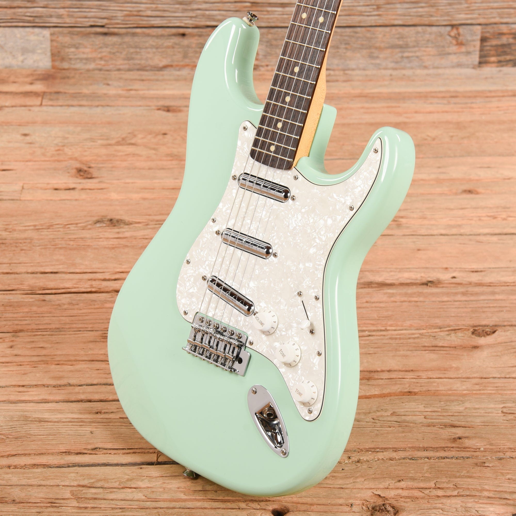 Squier Vintage Modified Surf Stratocaster Surf Green 2013 Electric Guitars / Solid Body