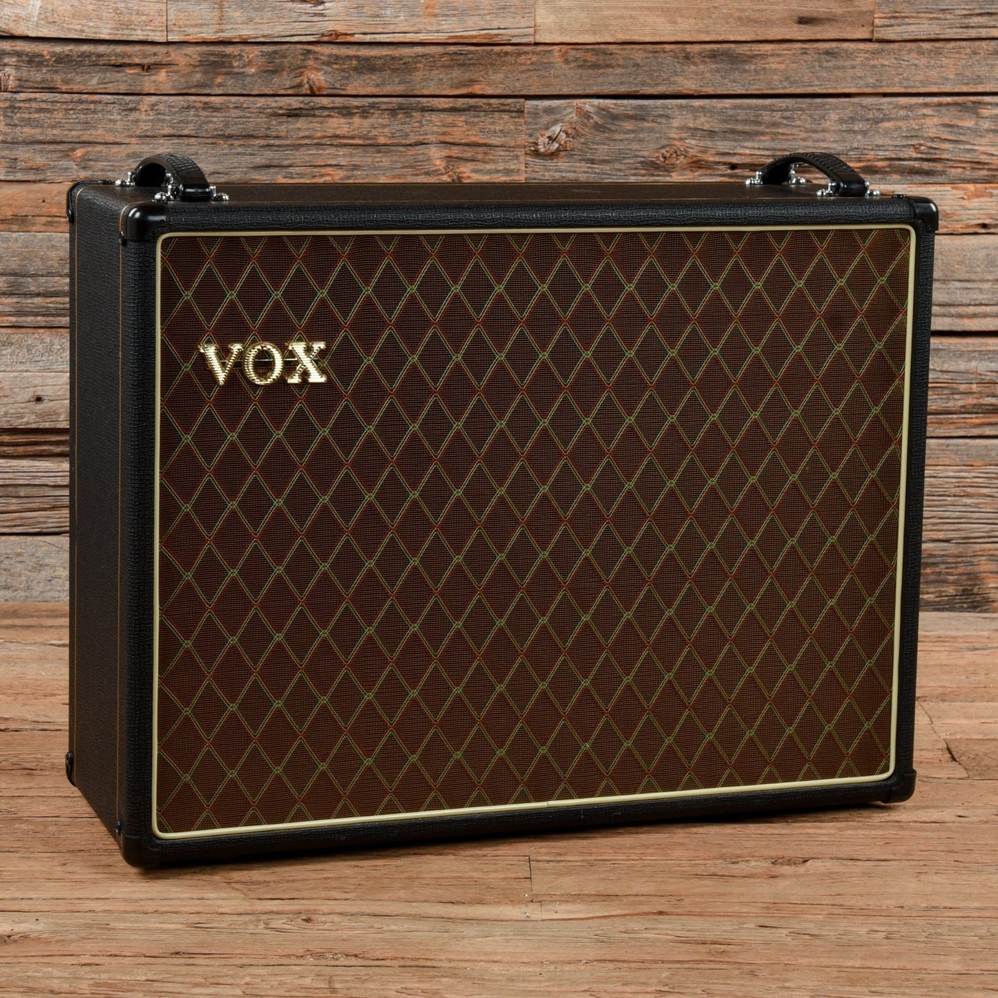 Vox V212BN Amps / Guitar Cabinets