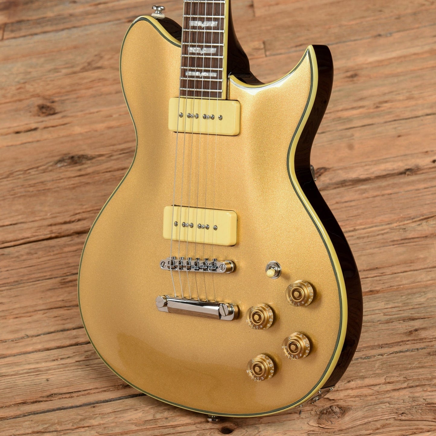 Washburn WI66 Gold Sparkle Electric Guitars / Solid Body