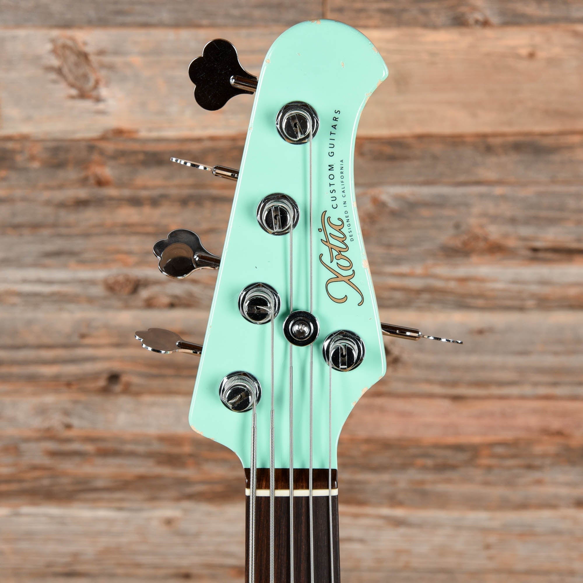 Xotic XJ-1T Surf Green Relic – Chicago Music Exchange